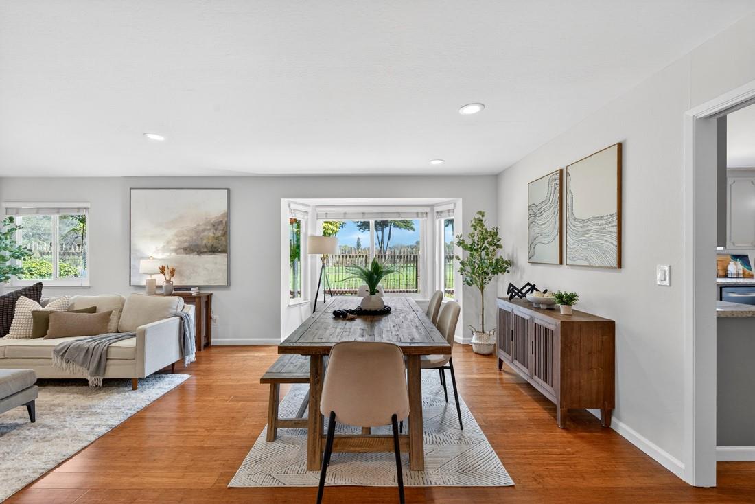 Detail Gallery Image 9 of 42 For 69 Hollins Dr, Santa Cruz,  CA 95060 - 4 Beds | 2 Baths