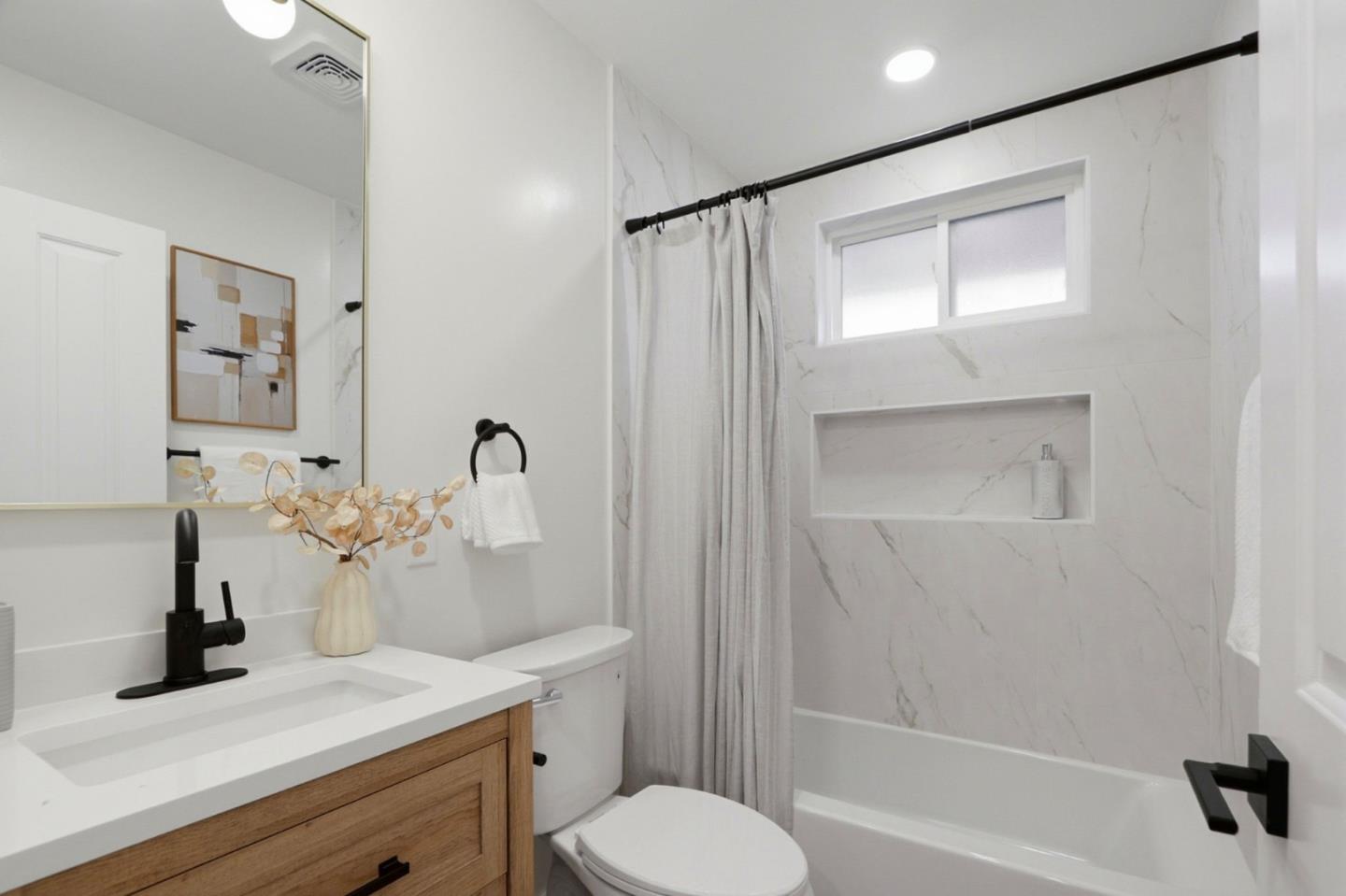 Detail Gallery Image 29 of 63 For 1523 Lochinvar Ave, Sunnyvale,  CA 94087 - 3 Beds | 2 Baths