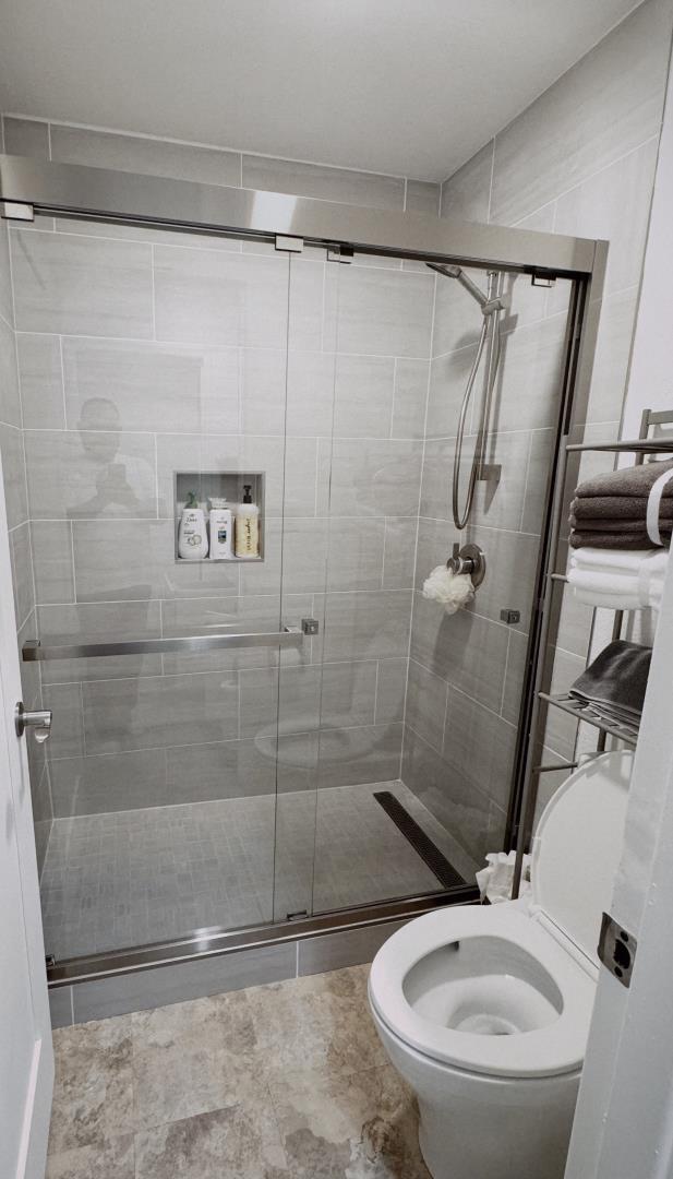 Detail Gallery Image 3 of 23 For 377 Mandarin Dr #201,  Daly City,  CA 94015 - 1 Beds | 1 Baths