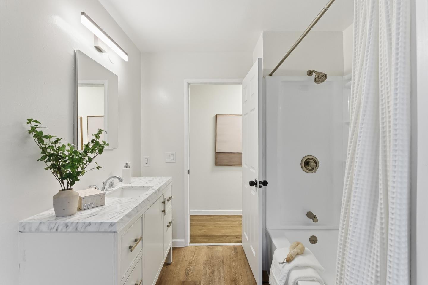 Detail Gallery Image 16 of 43 For 446 - 448 Waddington Ave, Sunnyvale,  CA 94085 - 4 Beds | 2 Baths