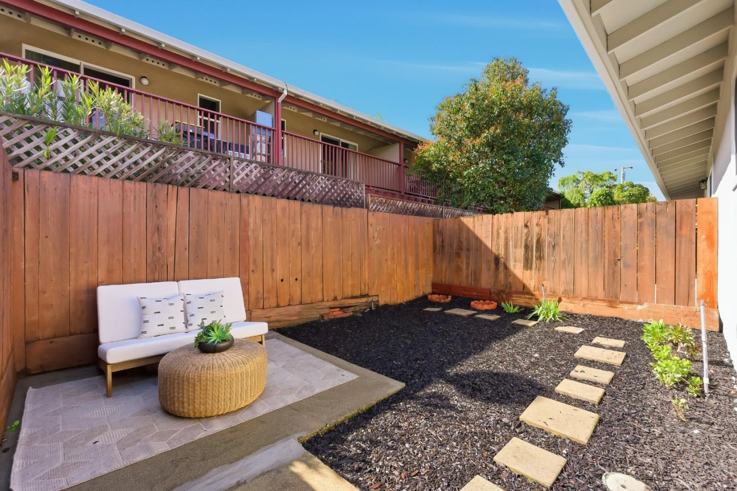 Detail Gallery Image 37 of 43 For 446 - 448 Waddington Ave, Sunnyvale,  CA 94085 - 4 Beds | 2 Baths