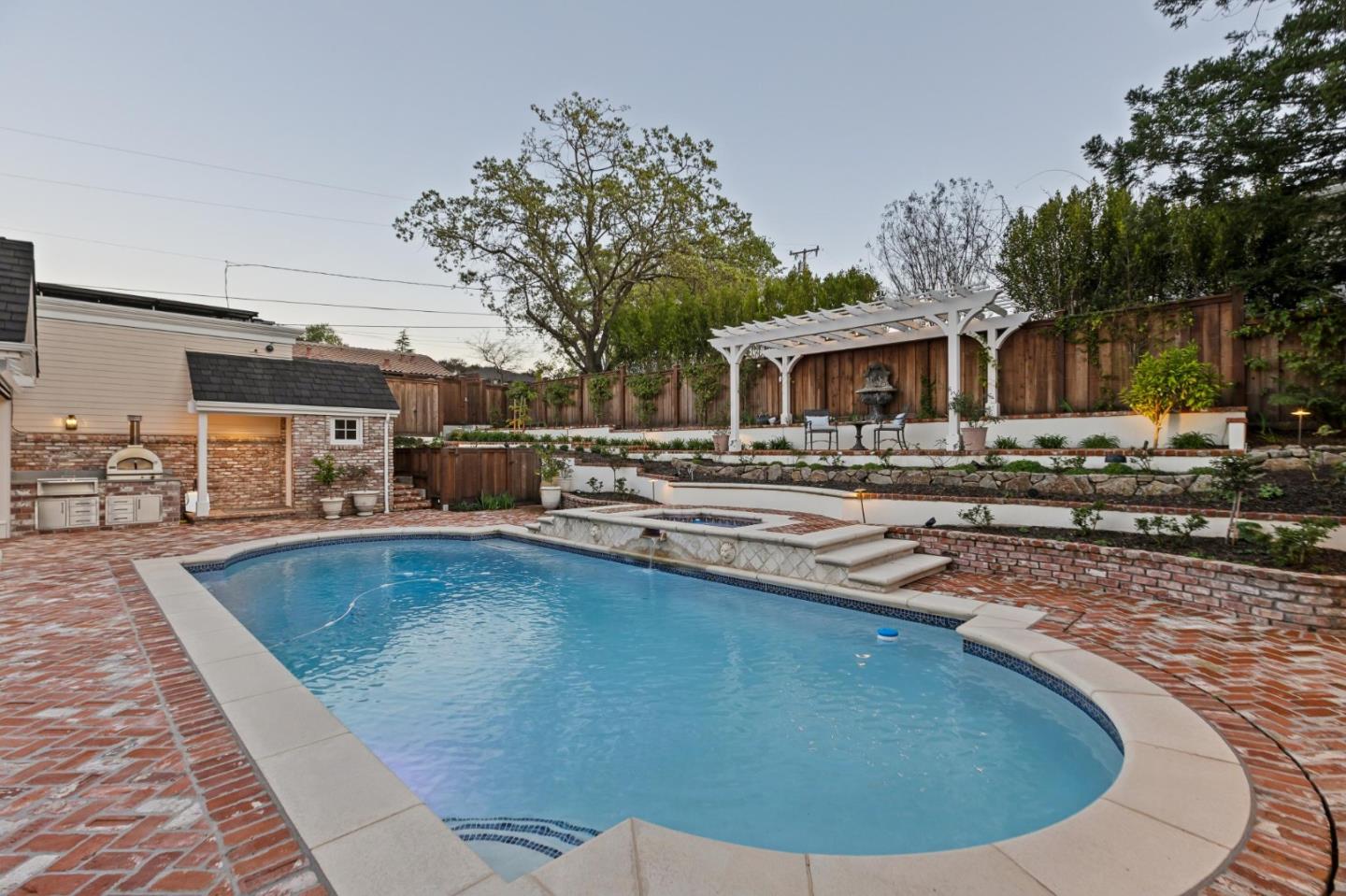 Detail Gallery Image 103 of 161 For 17930 Vineland Ave, Monte Sereno,  CA 95030 - 5 Beds | 5/2 Baths