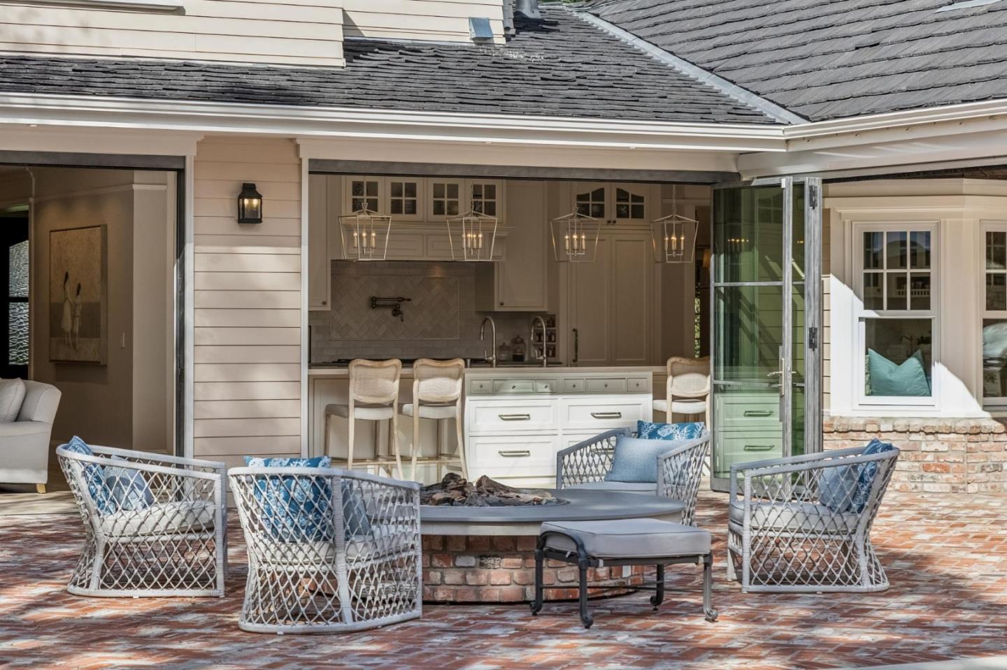 Detail Gallery Image 121 of 161 For 17930 Vineland Ave, Monte Sereno,  CA 95030 - 5 Beds | 5/2 Baths