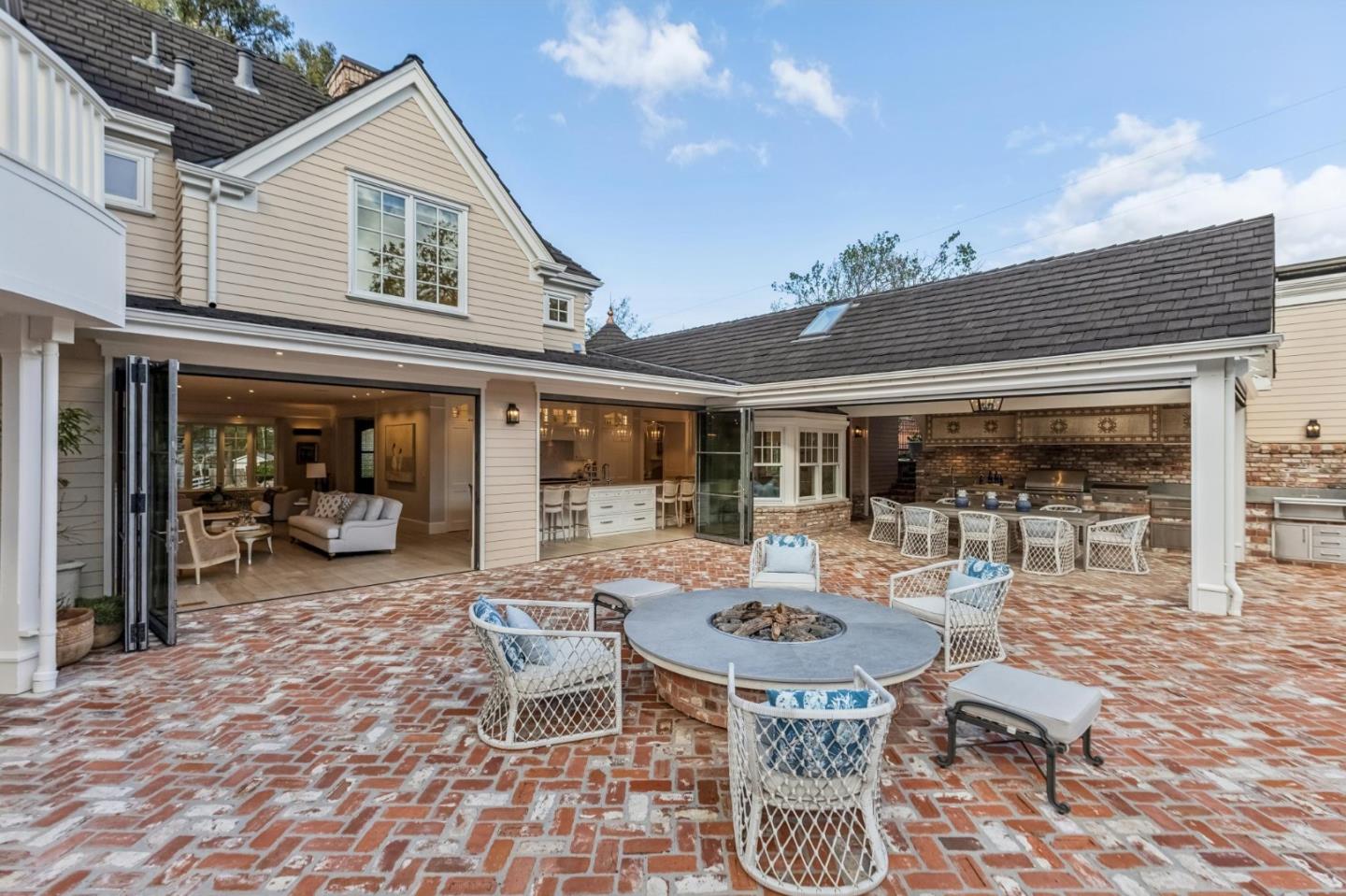 Detail Gallery Image 122 of 161 For 17930 Vineland Ave, Monte Sereno,  CA 95030 - 5 Beds | 5/2 Baths