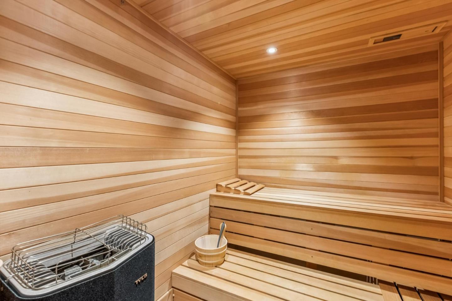 Detail Gallery Image 133 of 161 For 17930 Vineland Ave, Monte Sereno,  CA 95030 - 5 Beds | 5/2 Baths