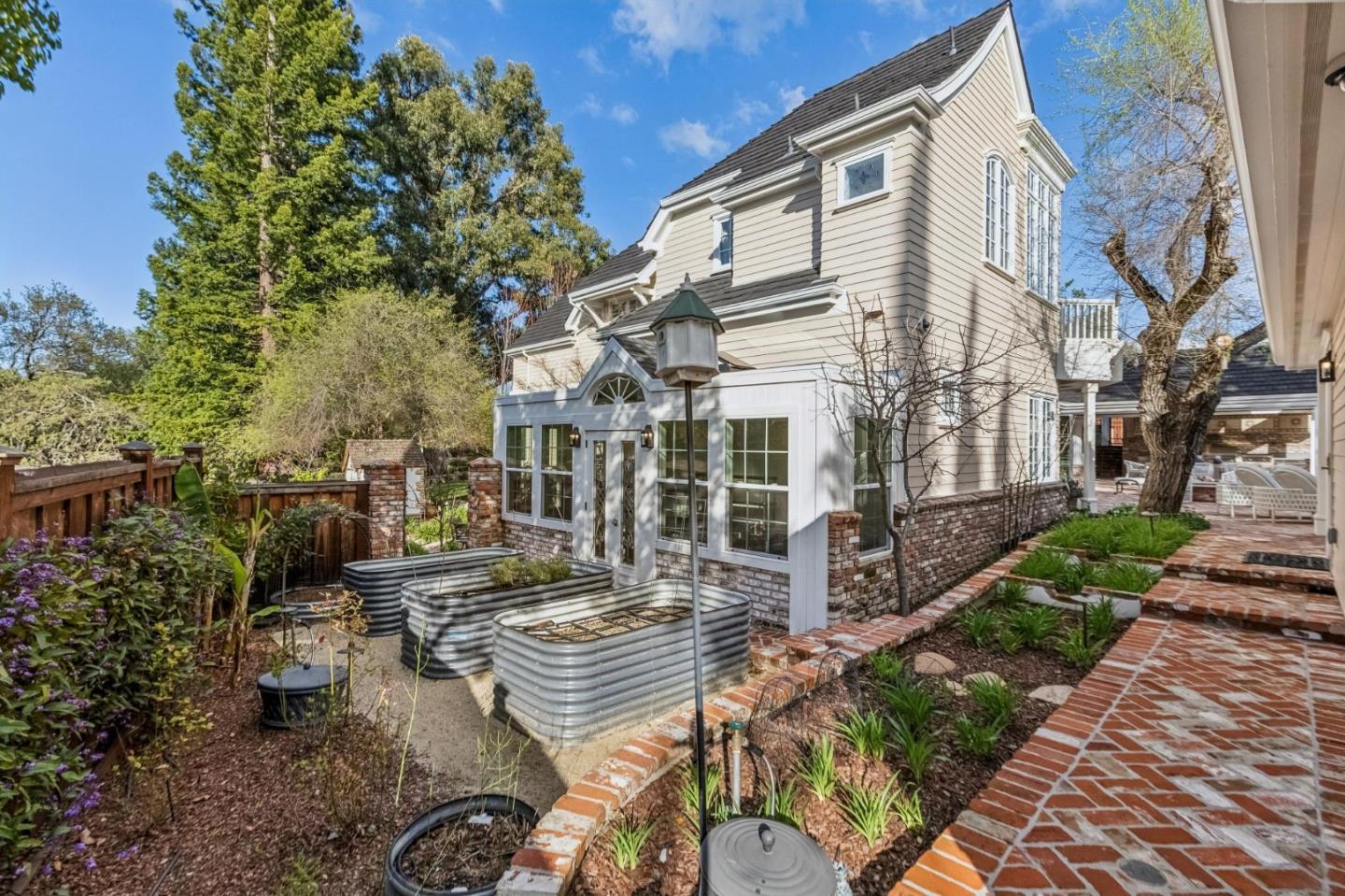 Detail Gallery Image 145 of 161 For 17930 Vineland Ave, Monte Sereno,  CA 95030 - 5 Beds | 5/2 Baths