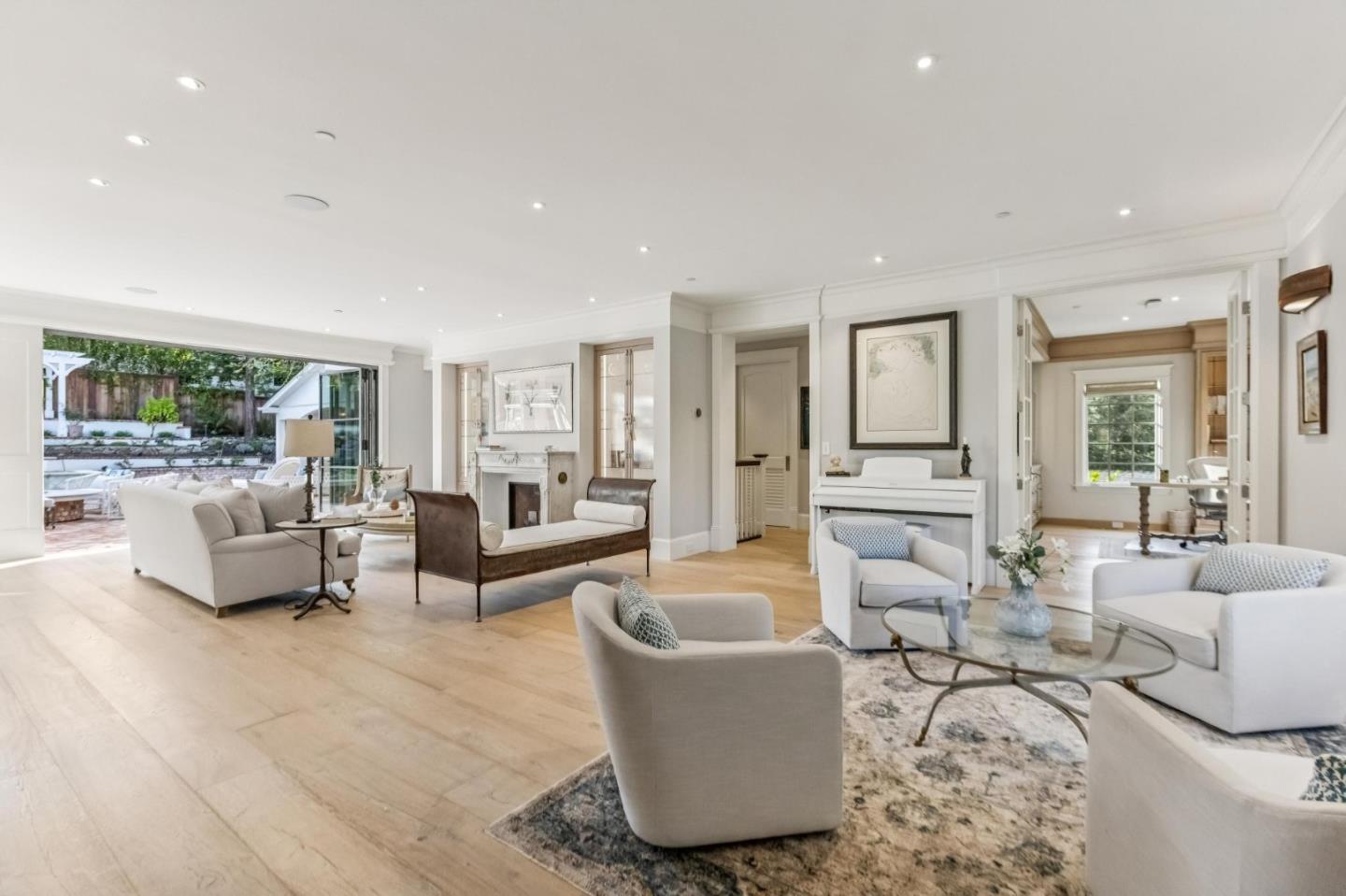 Detail Gallery Image 16 of 161 For 17930 Vineland Ave, Monte Sereno,  CA 95030 - 5 Beds | 5/2 Baths