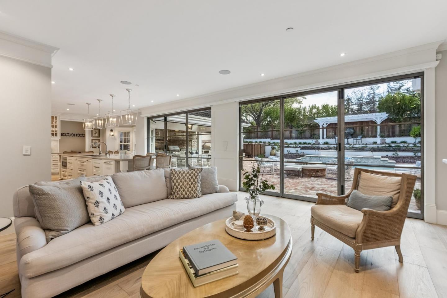 Detail Gallery Image 21 of 161 For 17930 Vineland Ave, Monte Sereno,  CA 95030 - 5 Beds | 5/2 Baths