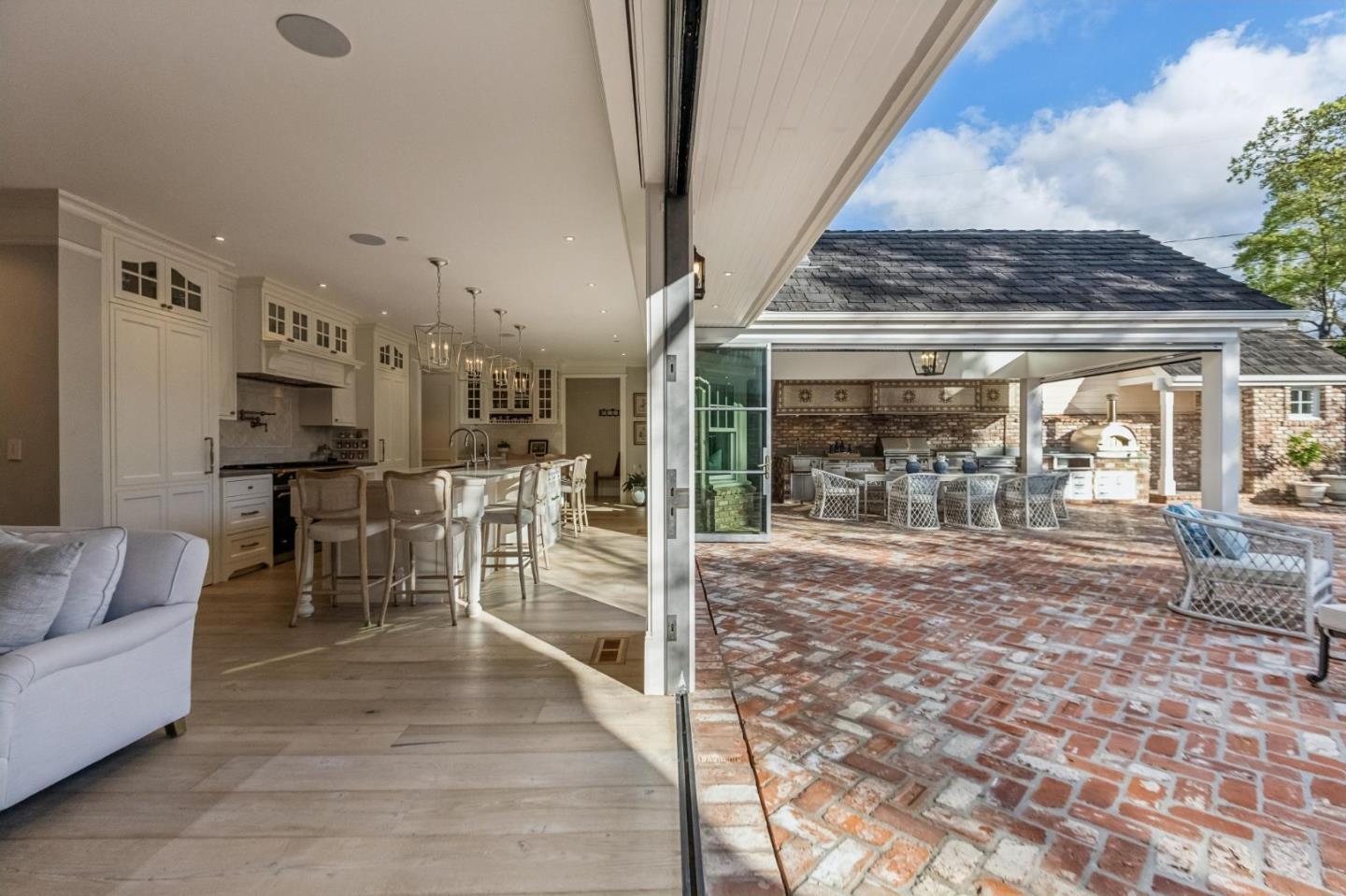 Detail Gallery Image 28 of 161 For 17930 Vineland Ave, Monte Sereno,  CA 95030 - 5 Beds | 5/2 Baths