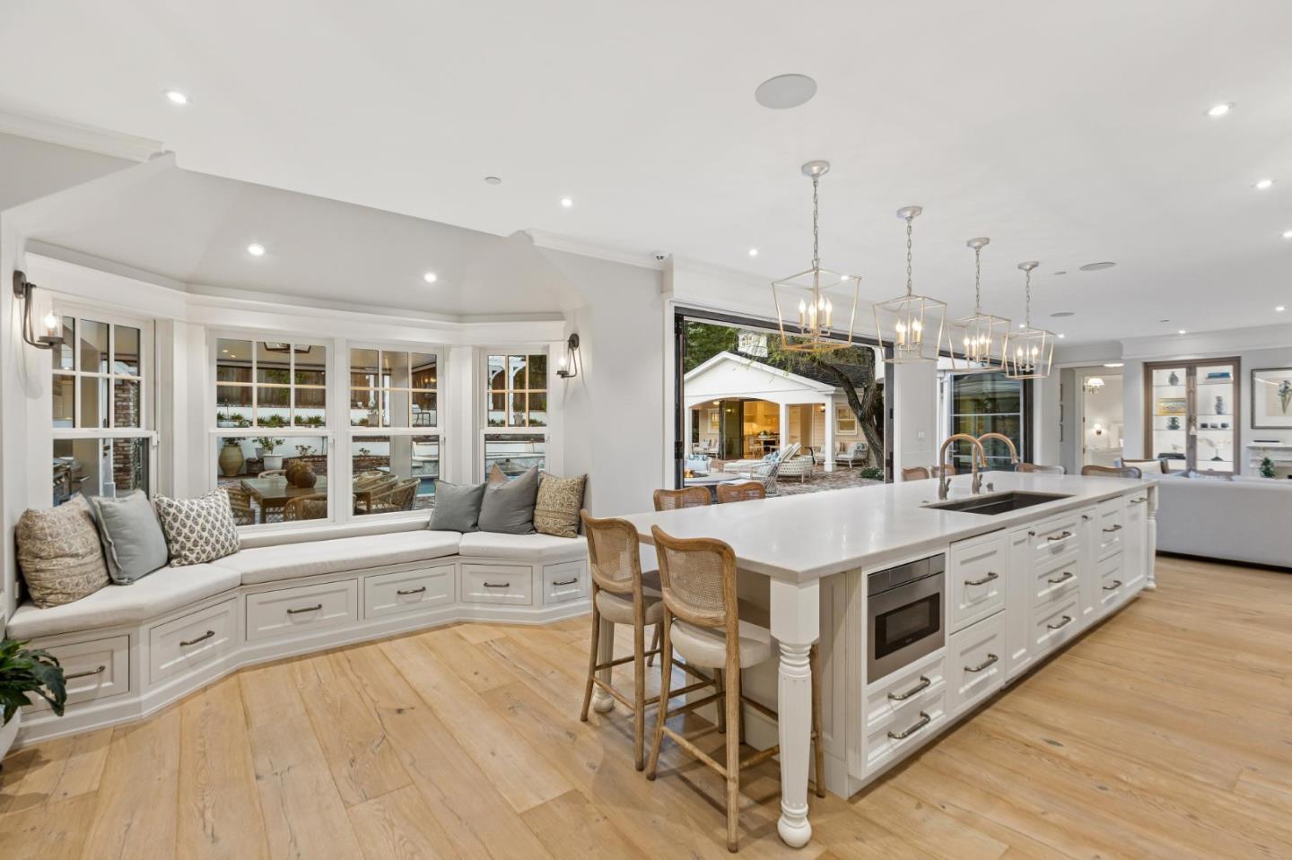 Detail Gallery Image 36 of 161 For 17930 Vineland Ave, Monte Sereno,  CA 95030 - 5 Beds | 5/2 Baths