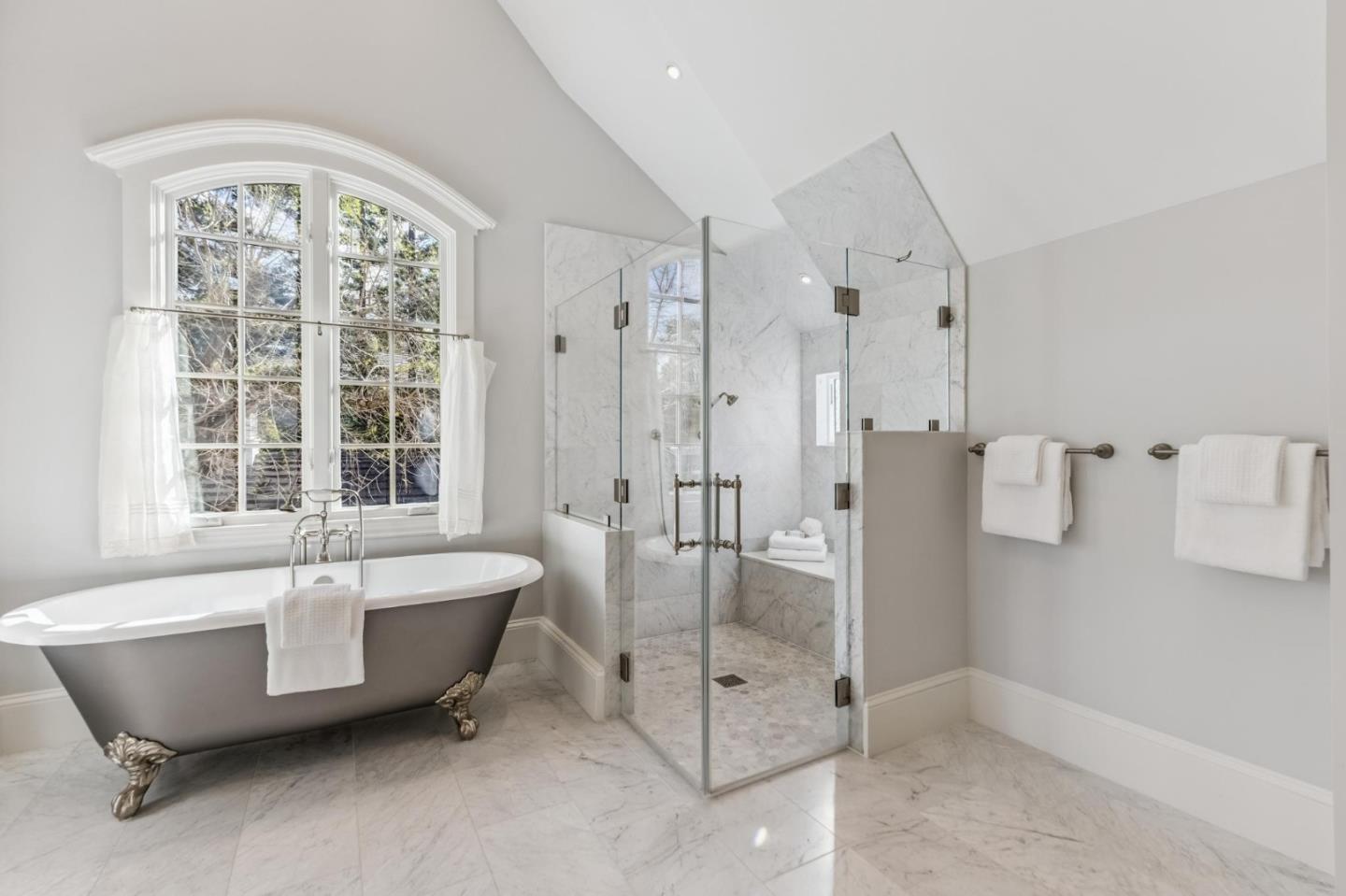 Detail Gallery Image 61 of 161 For 17930 Vineland Ave, Monte Sereno,  CA 95030 - 5 Beds | 5/2 Baths