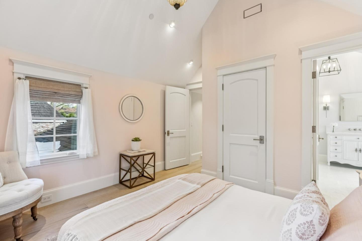 Detail Gallery Image 68 of 161 For 17930 Vineland Ave, Monte Sereno,  CA 95030 - 5 Beds | 5/2 Baths