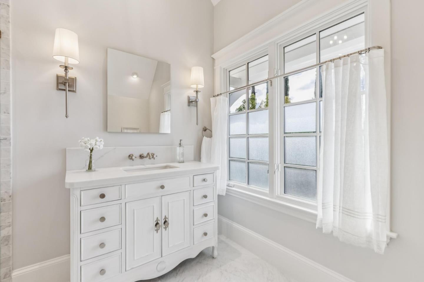 Detail Gallery Image 69 of 161 For 17930 Vineland Ave, Monte Sereno,  CA 95030 - 5 Beds | 5/2 Baths