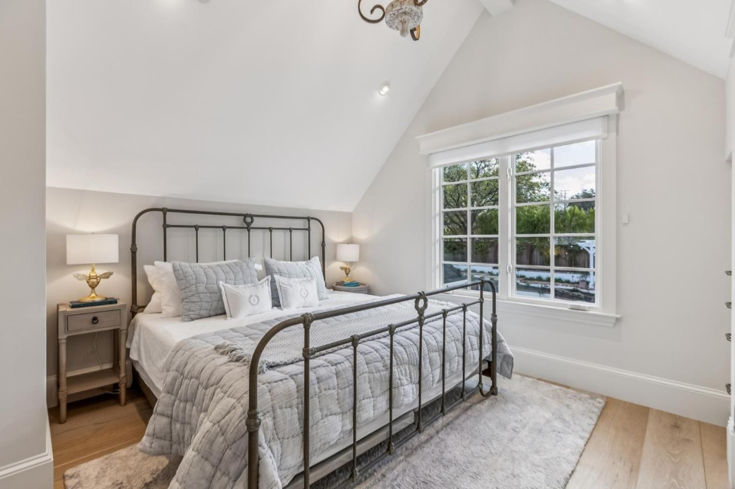 Detail Gallery Image 71 of 161 For 17930 Vineland Ave, Monte Sereno,  CA 95030 - 5 Beds | 5/2 Baths