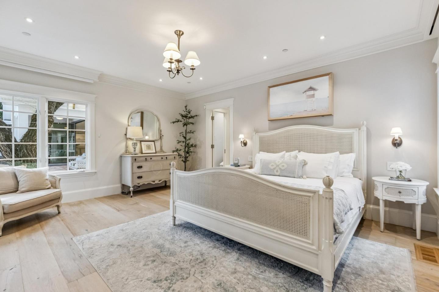 Detail Gallery Image 82 of 161 For 17930 Vineland Ave, Monte Sereno,  CA 95030 - 5 Beds | 5/2 Baths