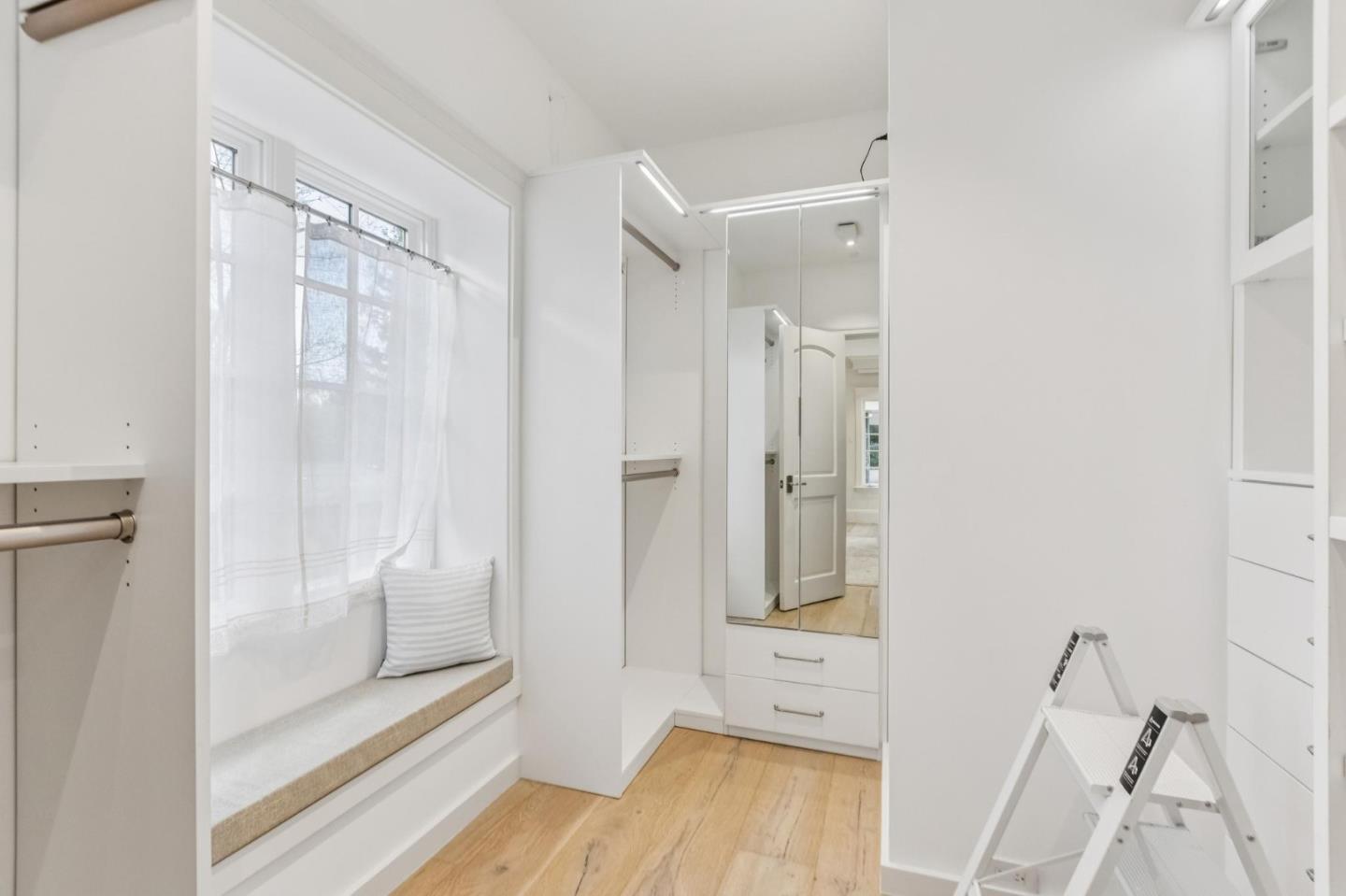 Detail Gallery Image 85 of 161 For 17930 Vineland Ave, Monte Sereno,  CA 95030 - 5 Beds | 5/2 Baths