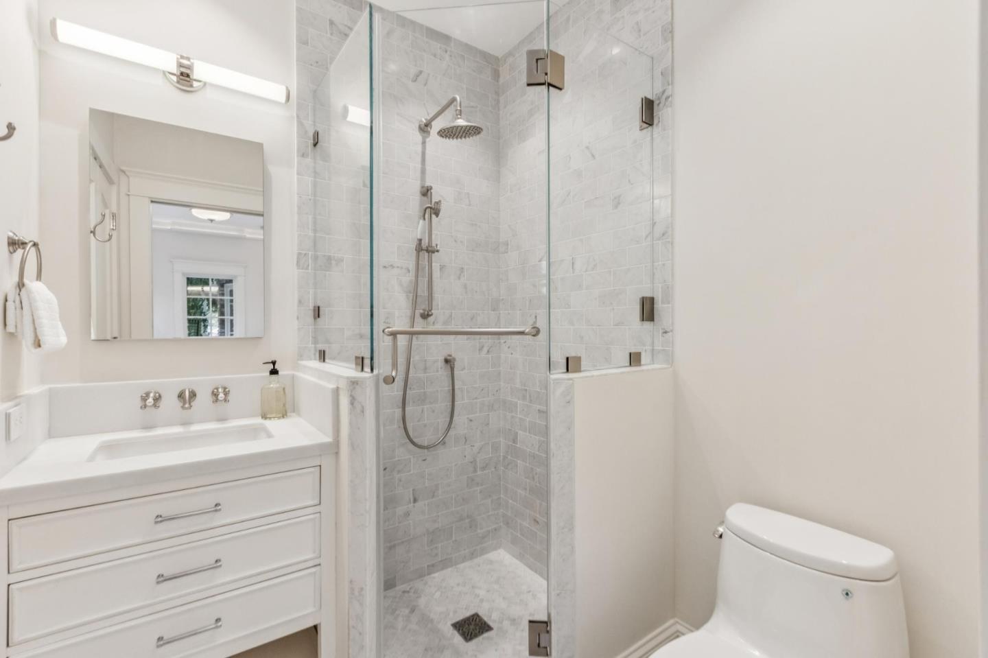 Detail Gallery Image 88 of 161 For 17930 Vineland Ave, Monte Sereno,  CA 95030 - 5 Beds | 5/2 Baths