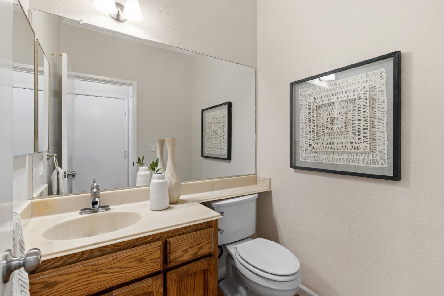 Detail Gallery Image 19 of 31 For 1292 Foxwood Way, San Jose,  CA 95118 - 3 Beds | 2/1 Baths