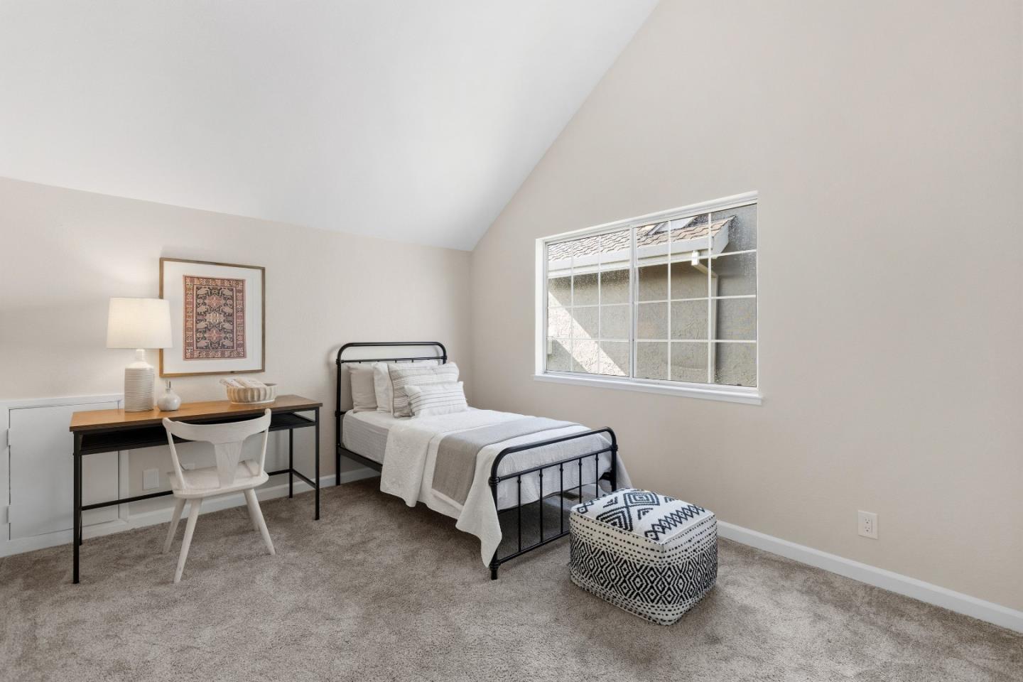 Detail Gallery Image 27 of 31 For 1292 Foxwood Way, San Jose,  CA 95118 - 3 Beds | 2/1 Baths