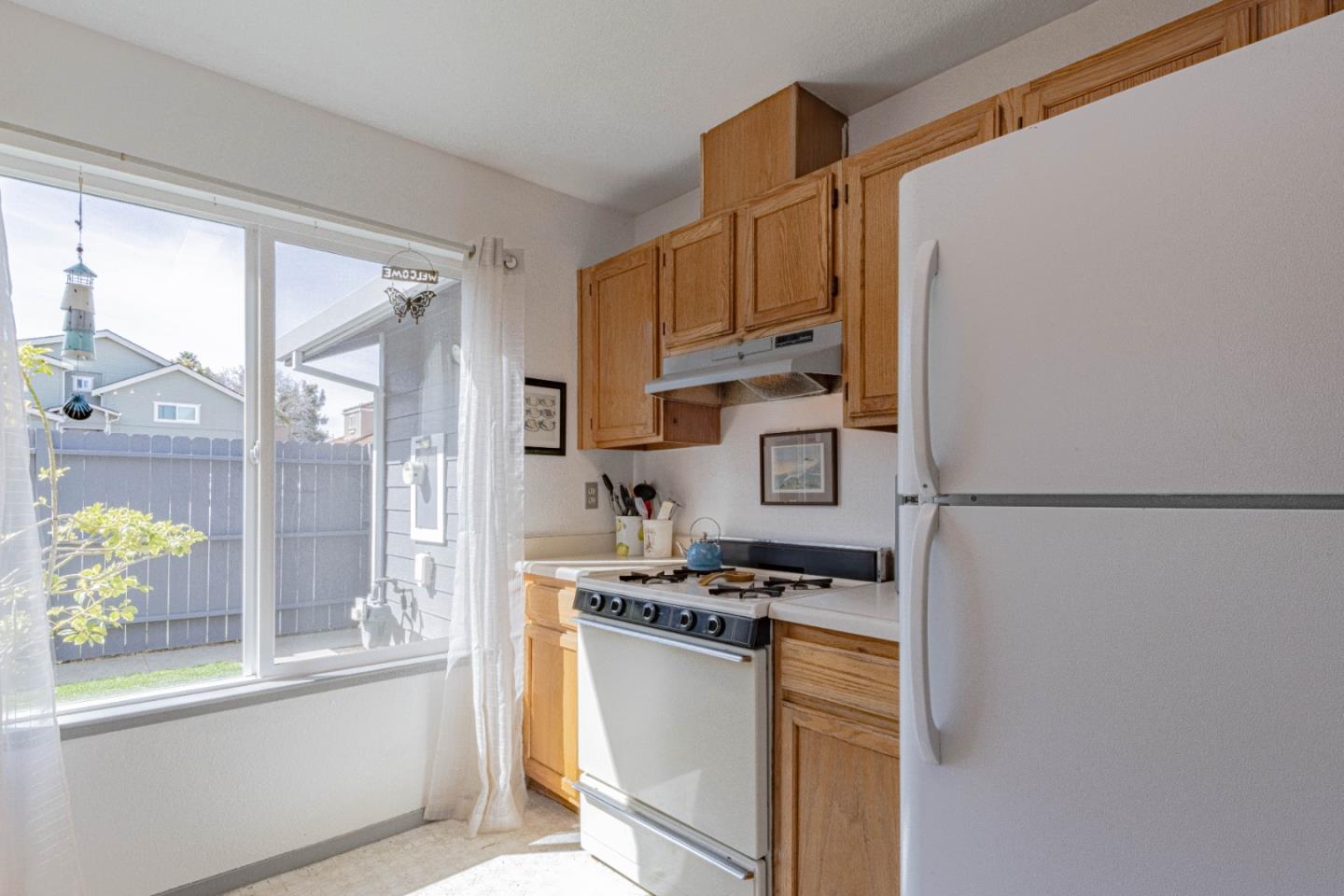 Detail Gallery Image 14 of 29 For 11 Fresa Pl, Salinas,  CA 93905 - 3 Beds | 2 Baths