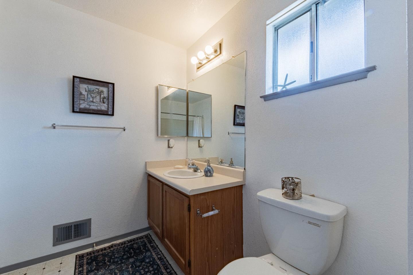 Detail Gallery Image 28 of 29 For 11 Fresa Pl, Salinas,  CA 93905 - 3 Beds | 2 Baths