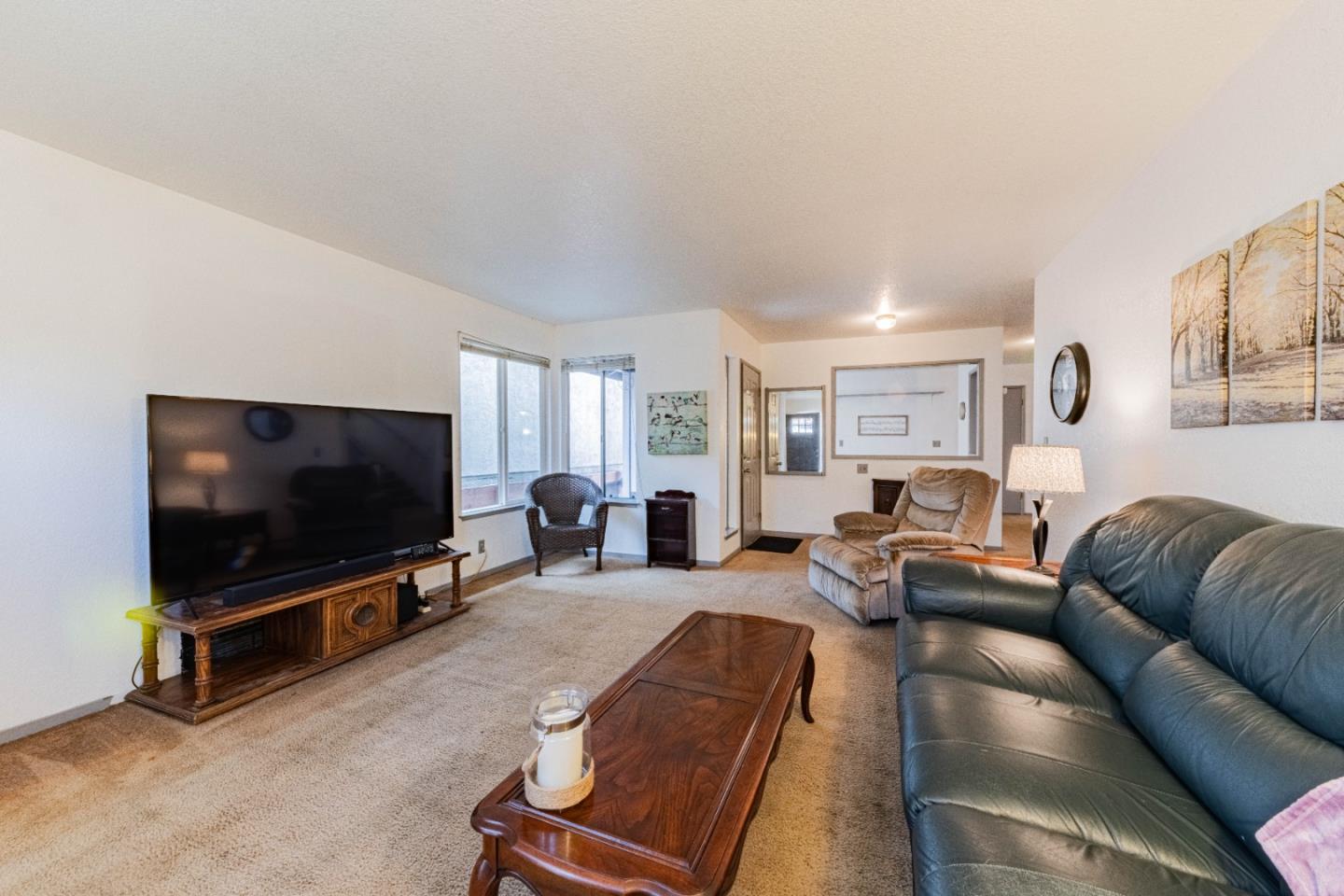 Detail Gallery Image 6 of 29 For 11 Fresa Pl, Salinas,  CA 93905 - 3 Beds | 2 Baths