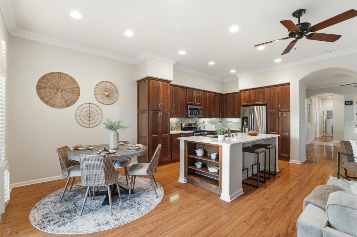 Detail Gallery Image 15 of 67 For 9050 Village View Loop, San Jose,  CA 95135 - 2 Beds | 2/1 Baths