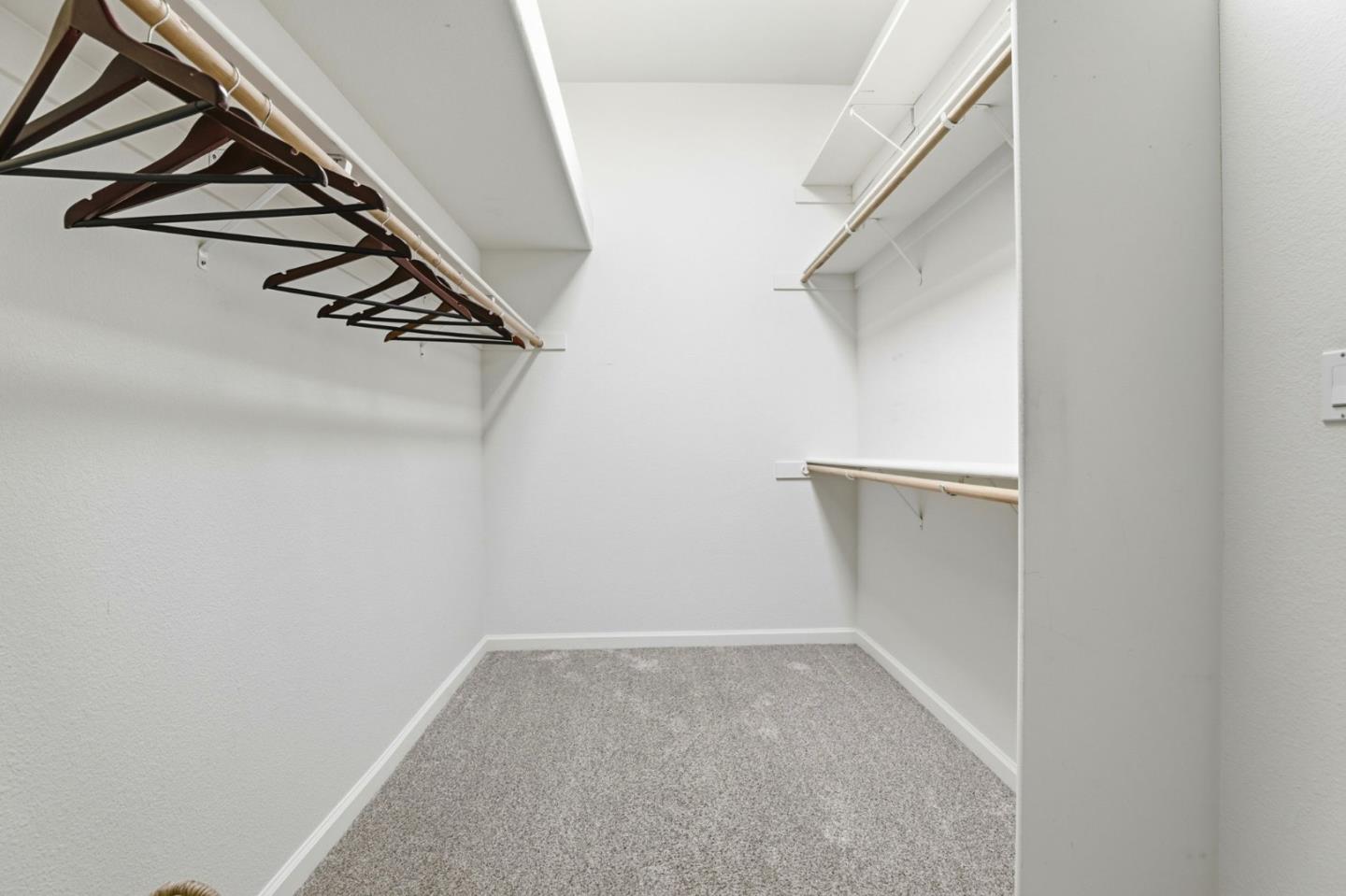 Detail Gallery Image 23 of 67 For 9050 Village View Loop, San Jose,  CA 95135 - 2 Beds | 2/1 Baths