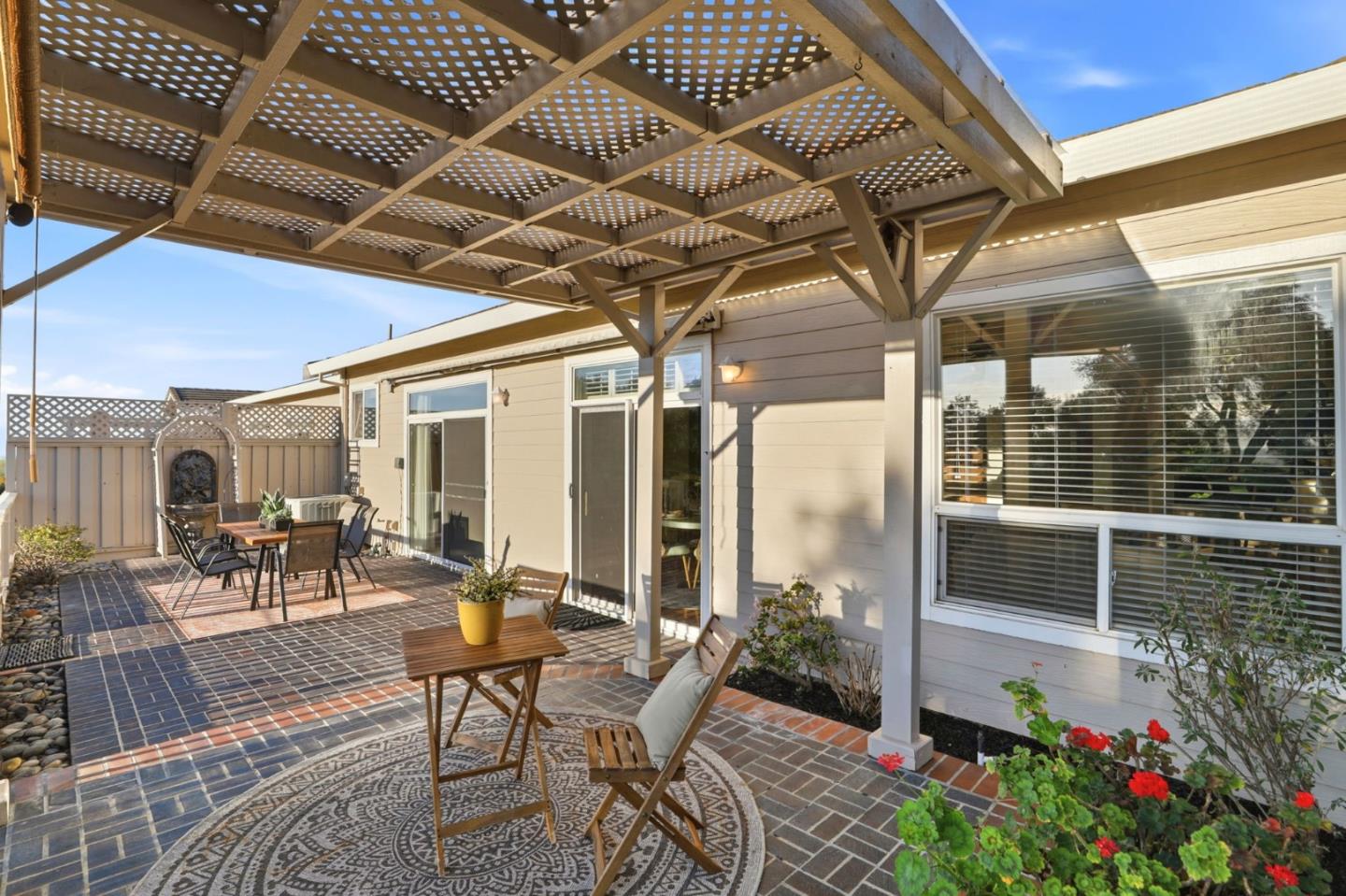 Detail Gallery Image 34 of 67 For 9050 Village View Loop, San Jose,  CA 95135 - 2 Beds | 2/1 Baths