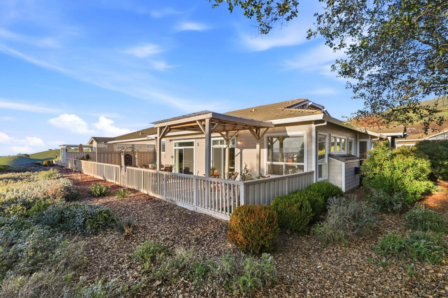 Detail Gallery Image 39 of 67 For 9050 Village View Loop, San Jose,  CA 95135 - 2 Beds | 2/1 Baths