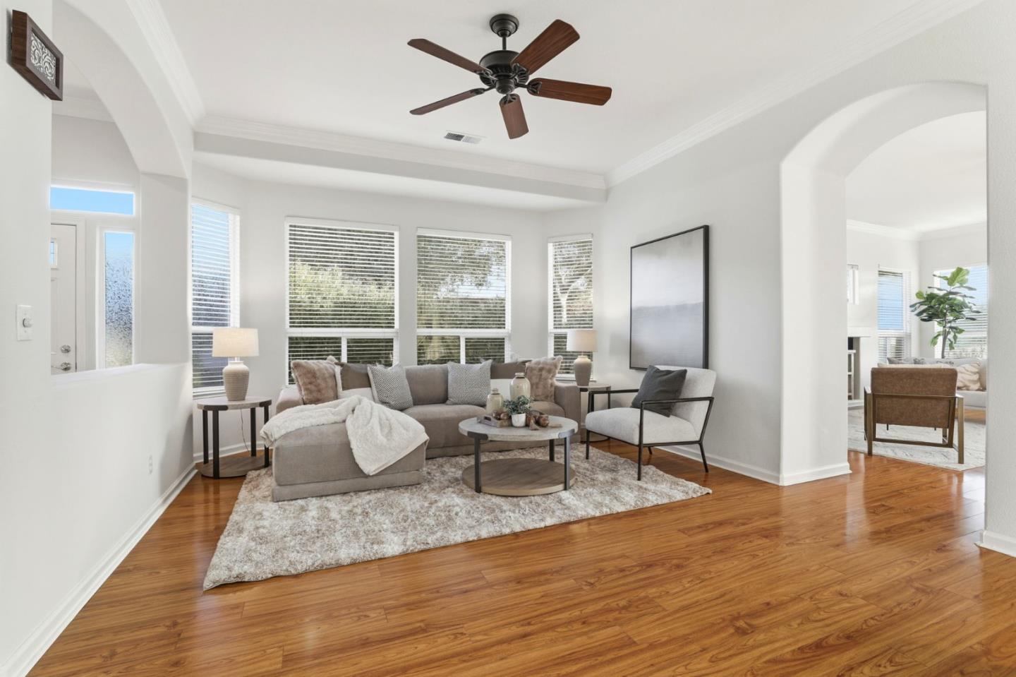 Detail Gallery Image 4 of 67 For 9050 Village View Loop, San Jose,  CA 95135 - 2 Beds | 2/1 Baths