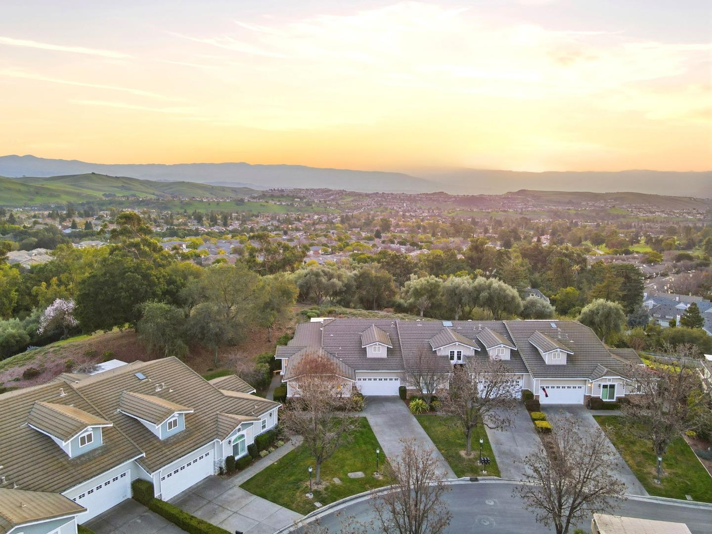 Detail Gallery Image 43 of 67 For 9050 Village View Loop, San Jose,  CA 95135 - 2 Beds | 2/1 Baths