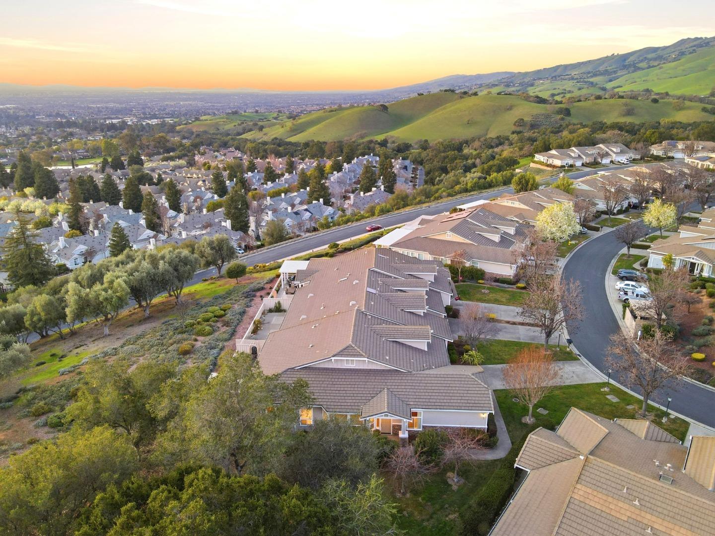 Detail Gallery Image 45 of 67 For 9050 Village View Loop, San Jose,  CA 95135 - 2 Beds | 2/1 Baths