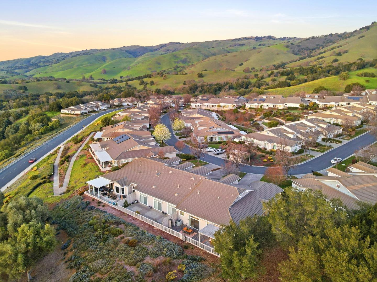 Detail Gallery Image 46 of 67 For 9050 Village View Loop, San Jose,  CA 95135 - 2 Beds | 2/1 Baths