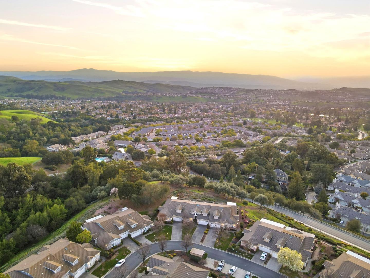 Detail Gallery Image 55 of 67 For 9050 Village View Loop, San Jose,  CA 95135 - 2 Beds | 2/1 Baths