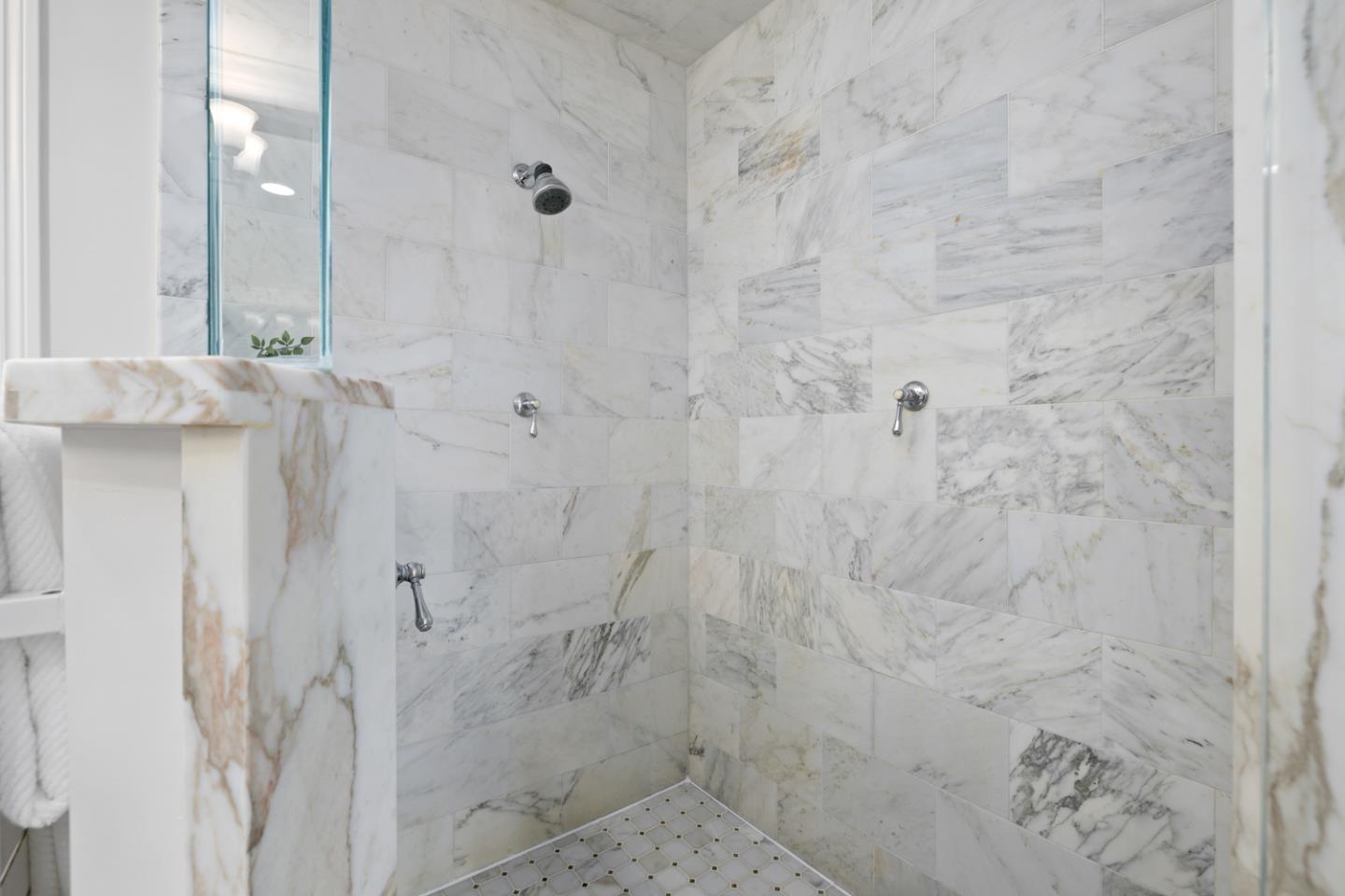 Detail Gallery Image 24 of 47 For 1360 Parrott Dr, San Mateo,  CA 94402 - 5 Beds | 3 Baths