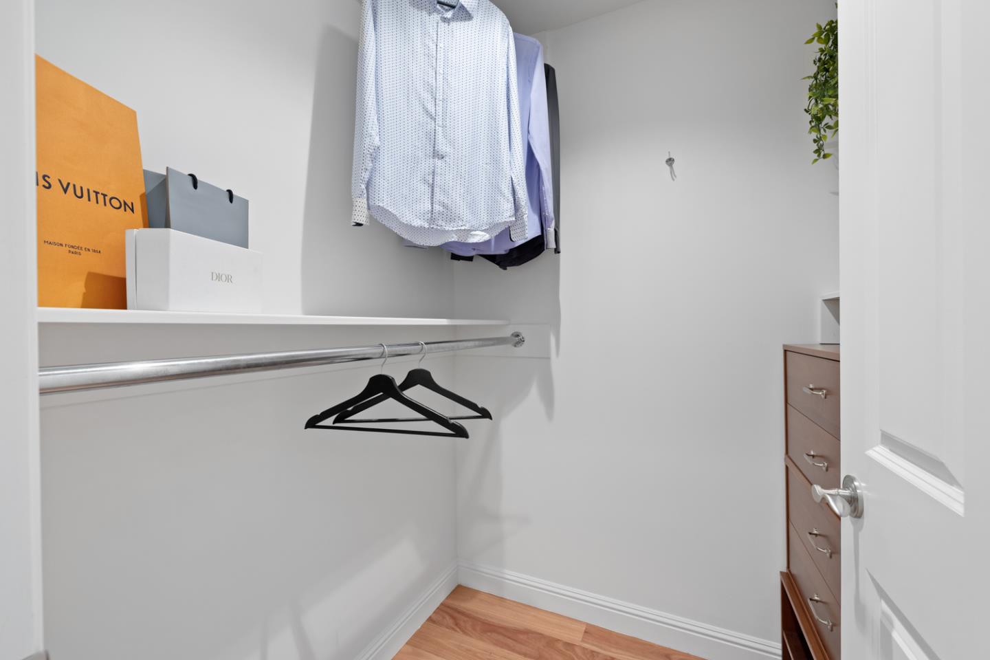 Detail Gallery Image 25 of 47 For 1360 Parrott Dr, San Mateo,  CA 94402 - 5 Beds | 3 Baths