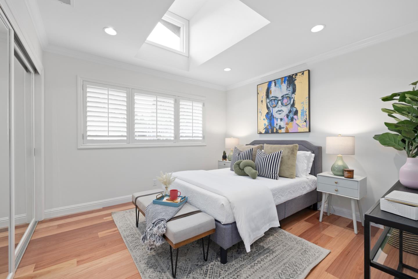 Detail Gallery Image 27 of 47 For 1360 Parrott Dr, San Mateo,  CA 94402 - 5 Beds | 3 Baths