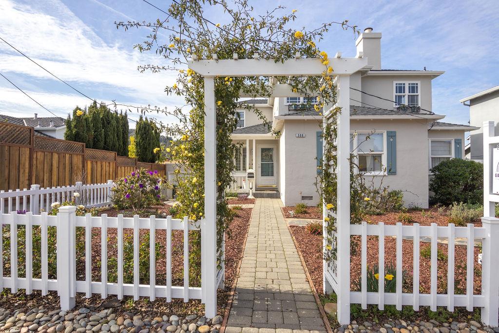 Detail Gallery Image 3 of 46 For 508 Juanita Ave, Millbrae,  CA 94030 - 5 Beds | 2/1 Baths