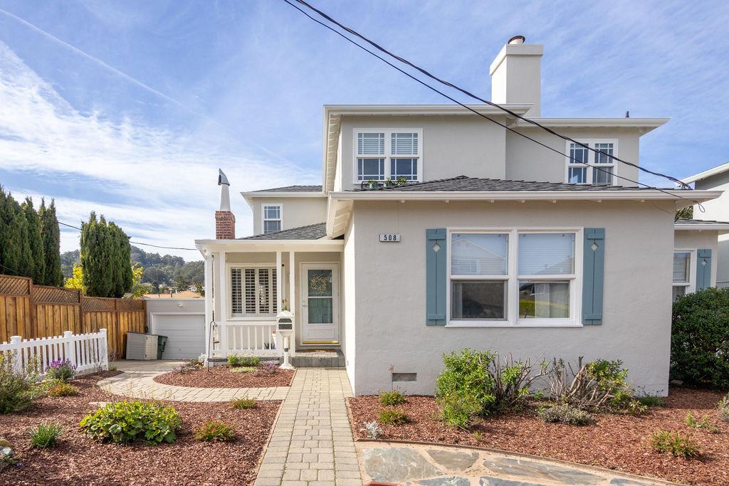 Detail Gallery Image 5 of 46 For 508 Juanita Ave, Millbrae,  CA 94030 - 5 Beds | 2/1 Baths