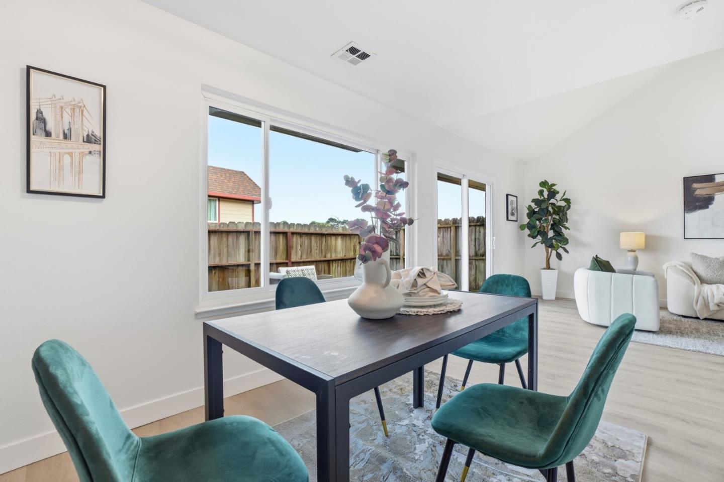 Detail Gallery Image 10 of 28 For 3774 Carter Dr, South San Francisco,  CA 94080 - 3 Beds | 2 Baths