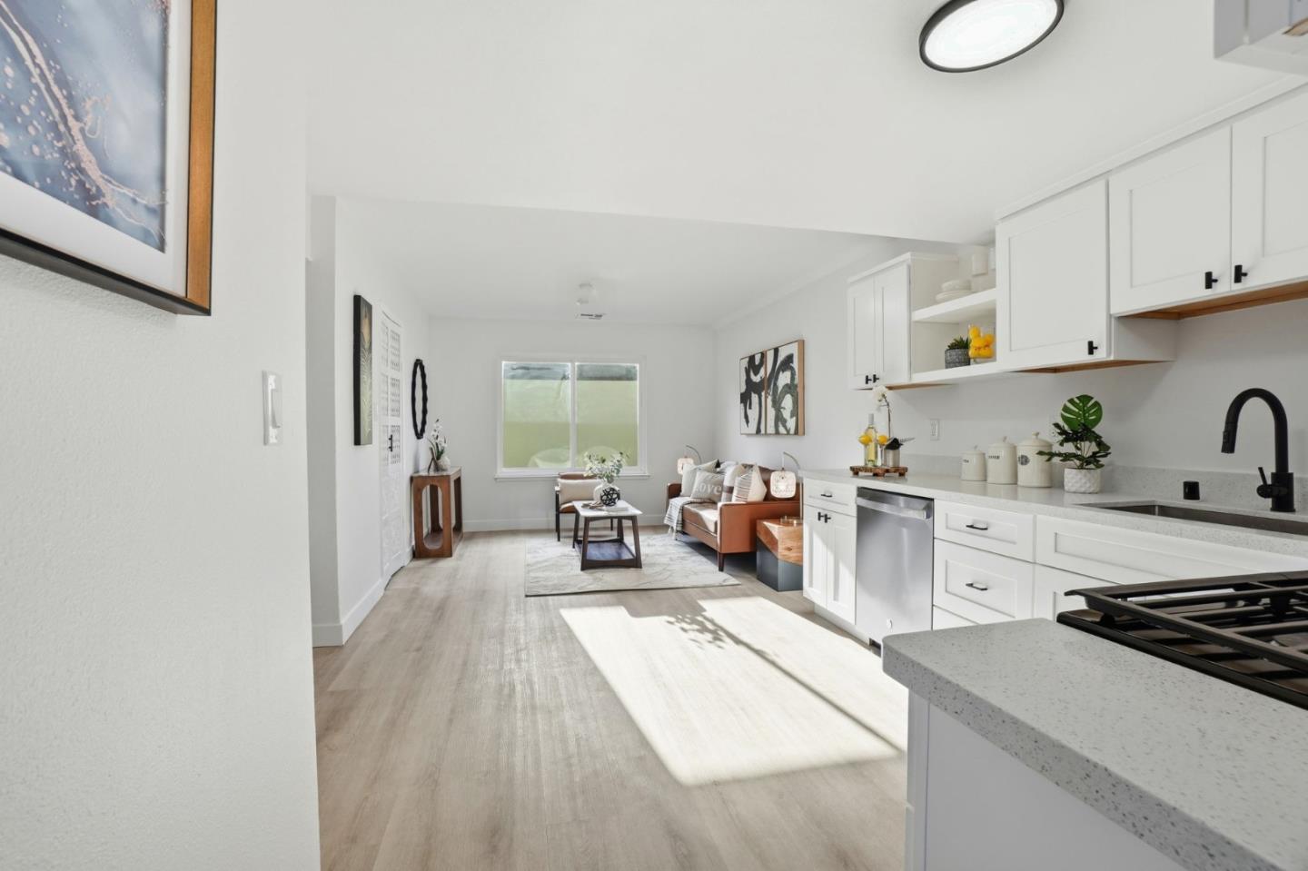 Detail Gallery Image 13 of 28 For 3774 Carter Dr, South San Francisco,  CA 94080 - 3 Beds | 2 Baths