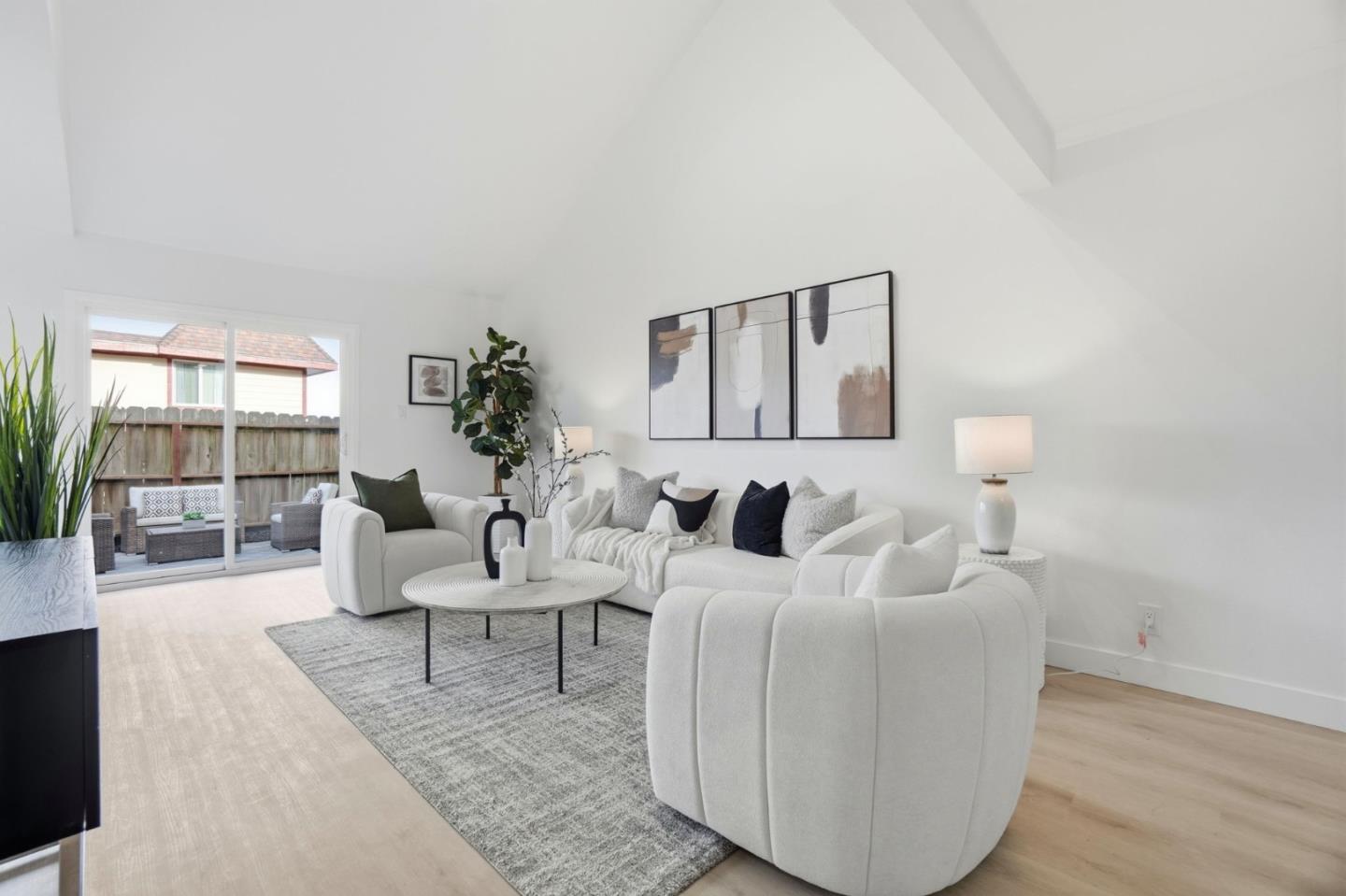 Detail Gallery Image 5 of 28 For 3774 Carter Dr, South San Francisco,  CA 94080 - 3 Beds | 2 Baths