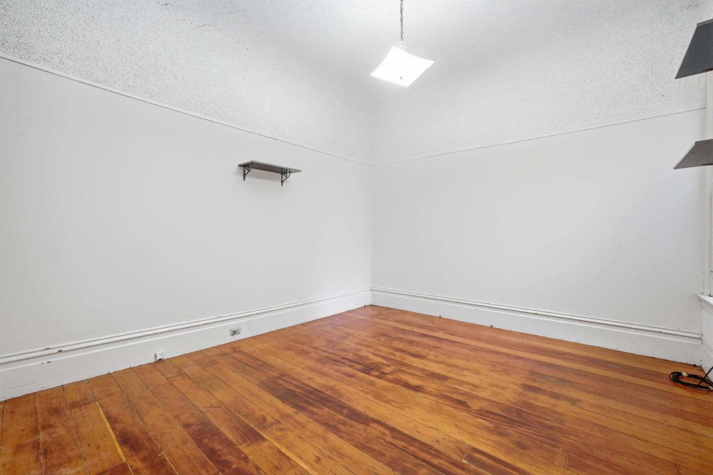 Detail Gallery Image 13 of 65 For 2325-2327 Bryant St, San Francisco,  CA 94110 - – Beds | – Baths