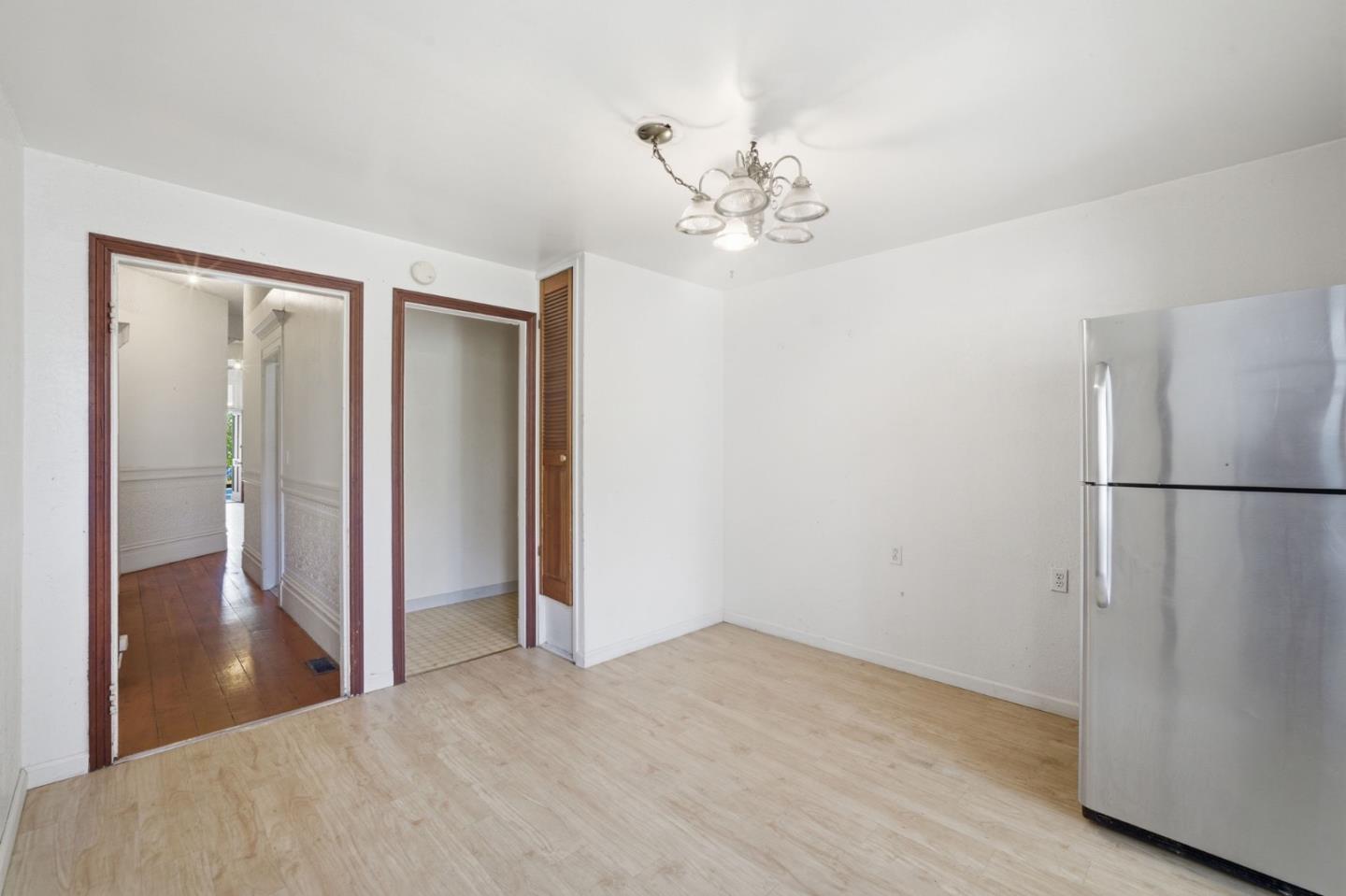 Detail Gallery Image 22 of 65 For 2325-2327 Bryant St, San Francisco,  CA 94110 - – Beds | – Baths