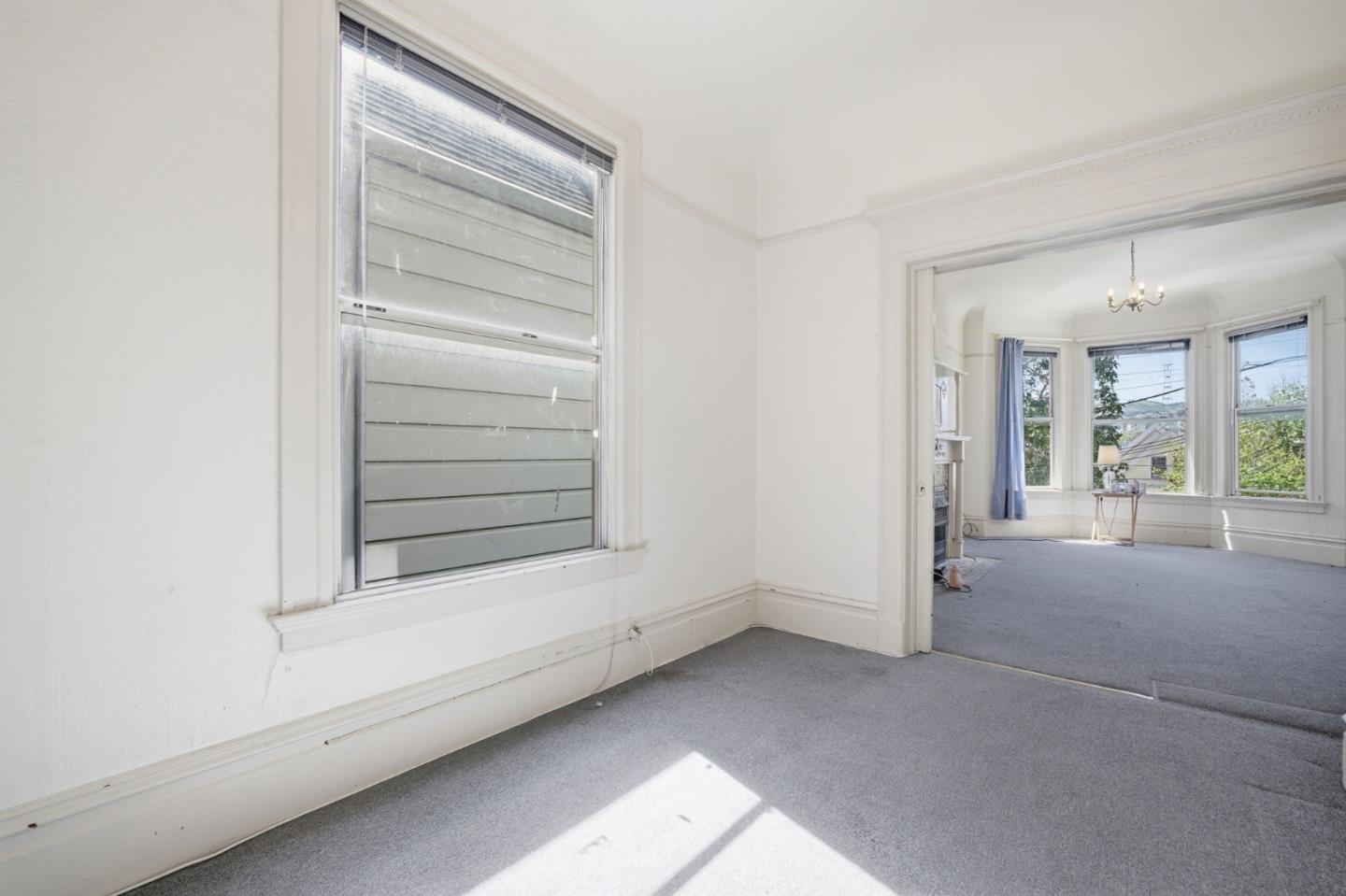 Detail Gallery Image 34 of 65 For 2325-2327 Bryant St, San Francisco,  CA 94110 - – Beds | – Baths