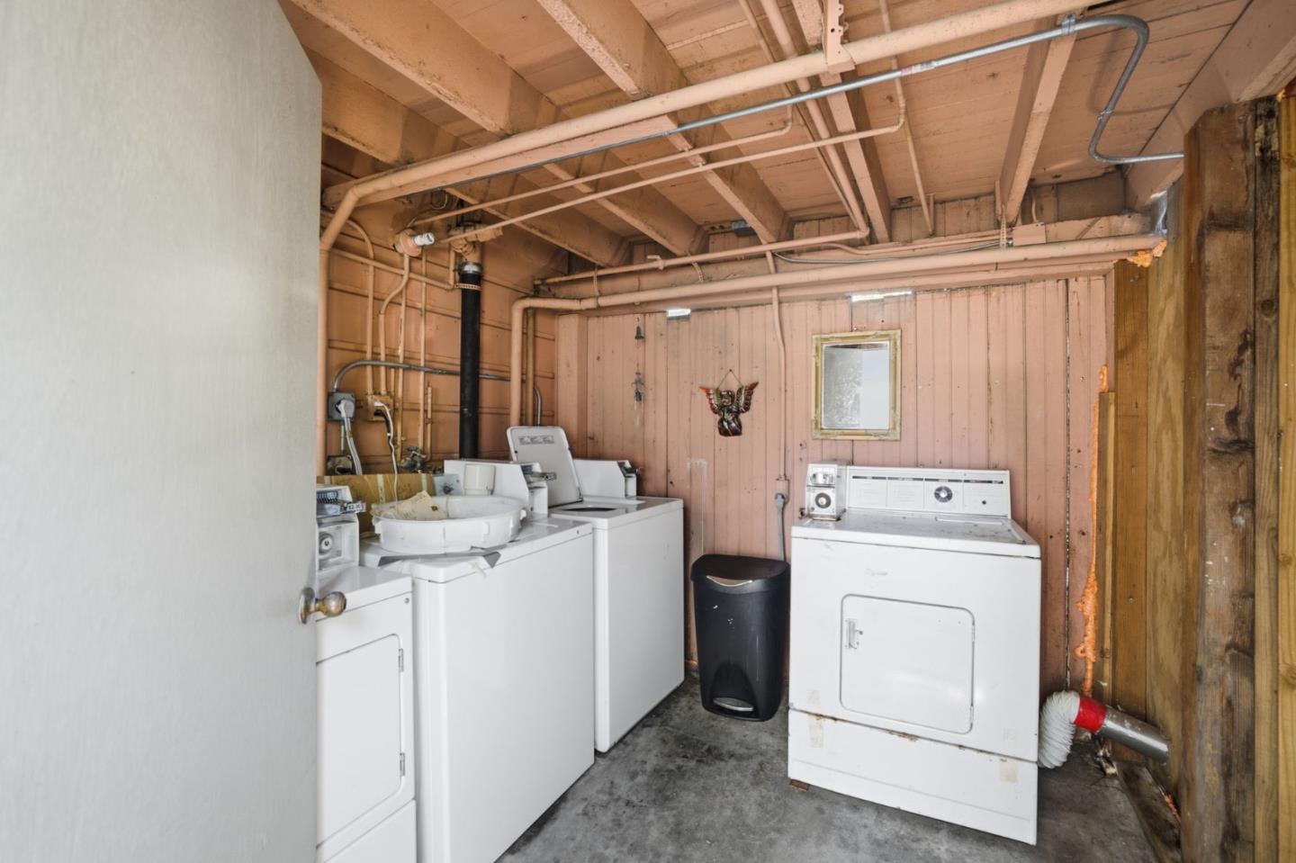 Detail Gallery Image 54 of 65 For 2325-2327 Bryant St, San Francisco,  CA 94110 - – Beds | – Baths