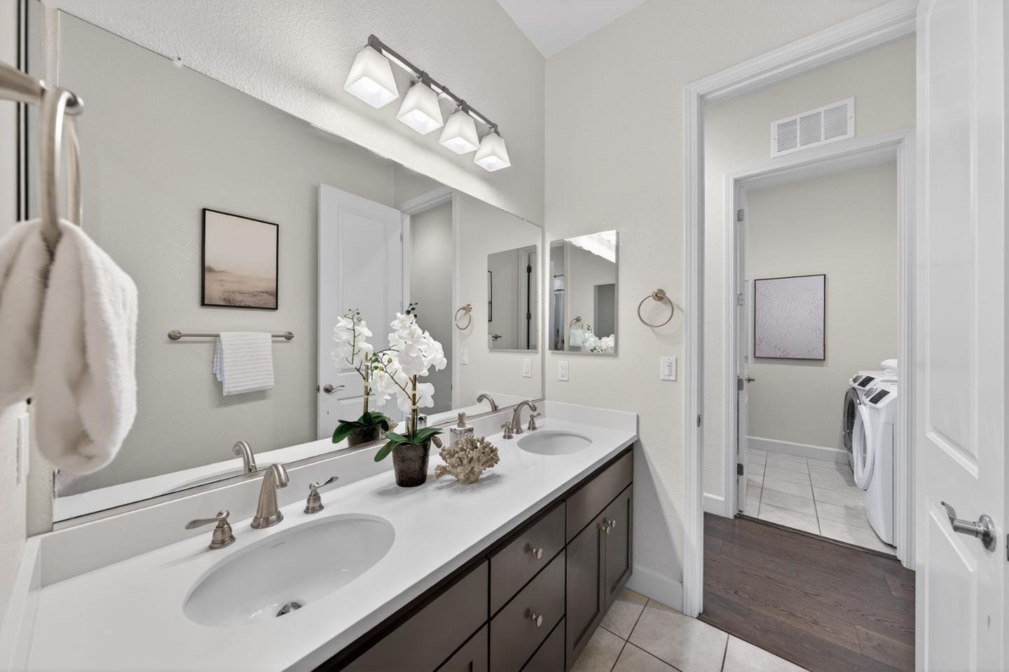 Detail Gallery Image 20 of 70 For 1414 Cottlestone Ct, San Jose,  CA 95121 - 5 Beds | 3/1 Baths