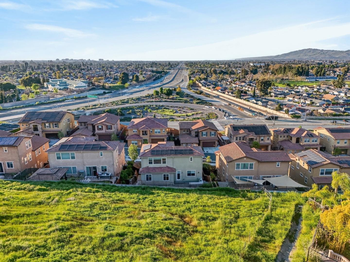 Detail Gallery Image 68 of 70 For 1414 Cottlestone Ct, San Jose,  CA 95121 - 5 Beds | 3/1 Baths