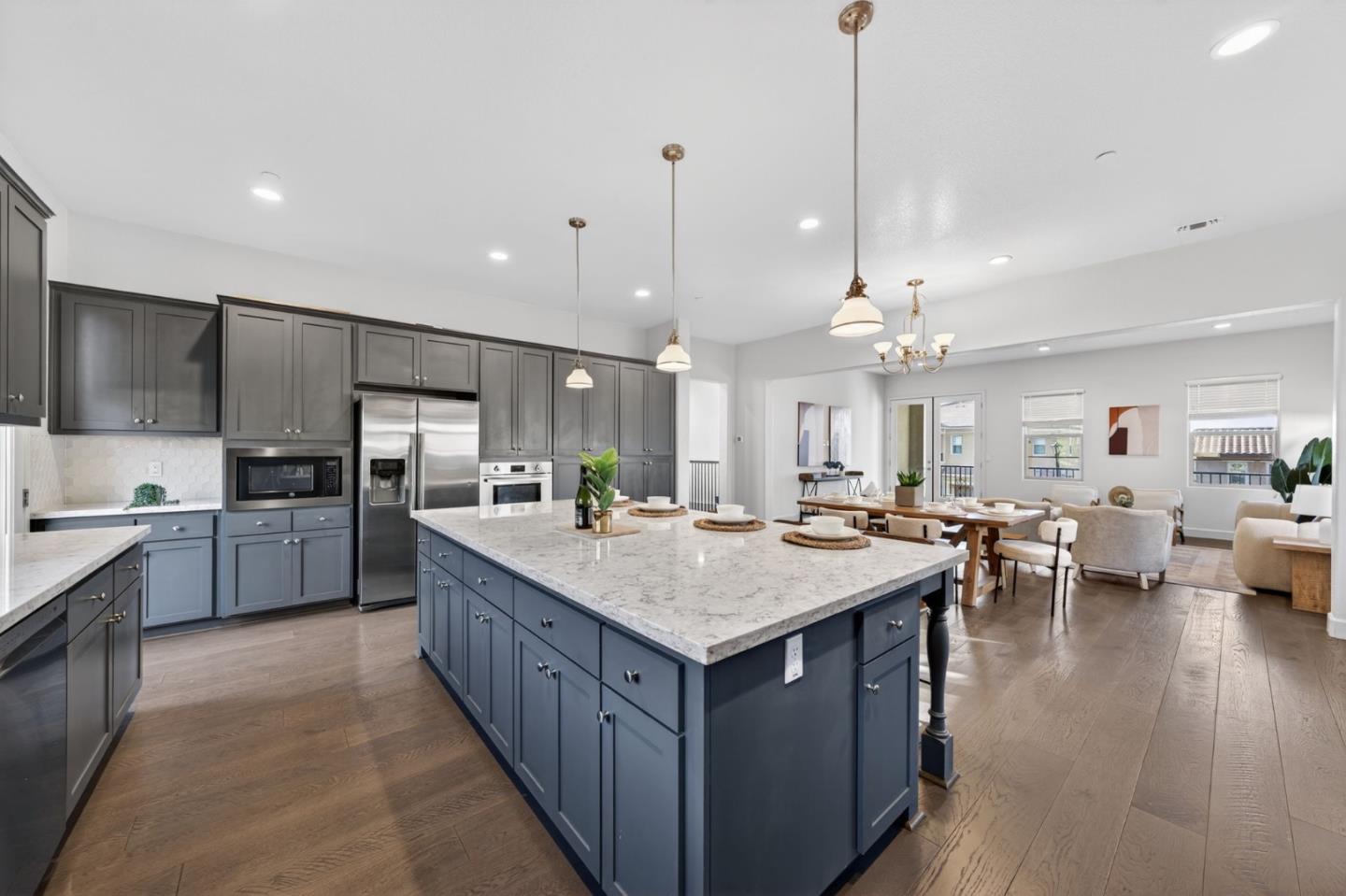 Detail Gallery Image 9 of 70 For 1414 Cottlestone Ct, San Jose,  CA 95121 - 5 Beds | 3/1 Baths